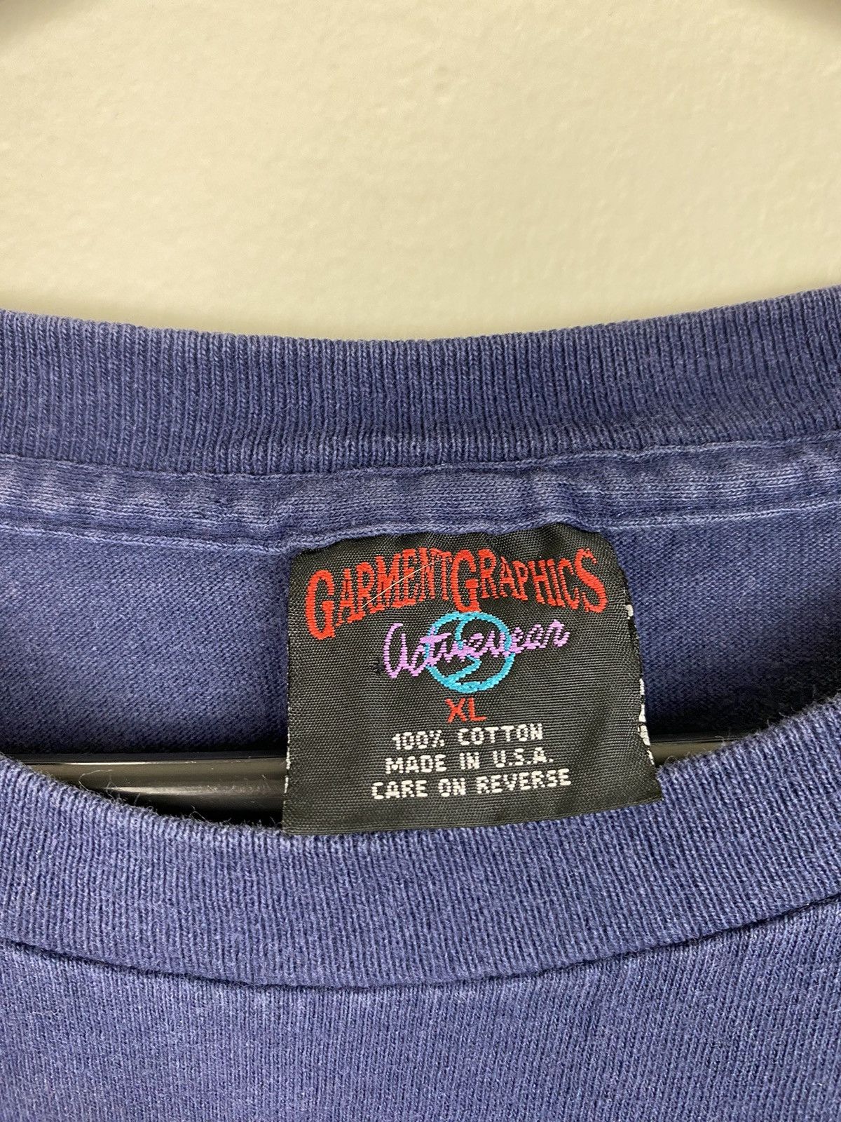 Vintage Vintage 1994 Warner Bros Detective Tweety Single Stitch Tee Size US XL / EU 56 / 4 - 6 Thumbnail