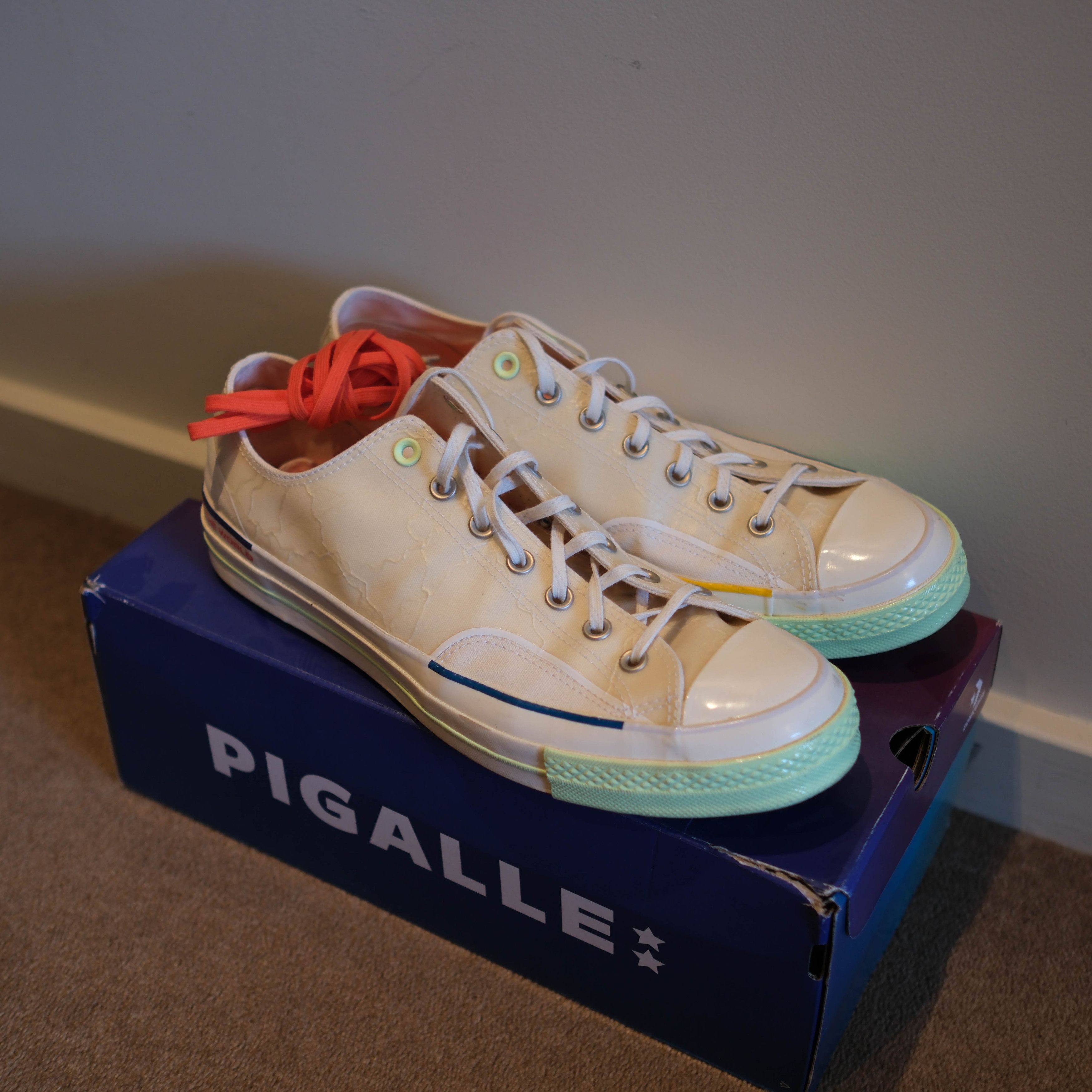 Chuck Taylor 70 Low Top Sneakers