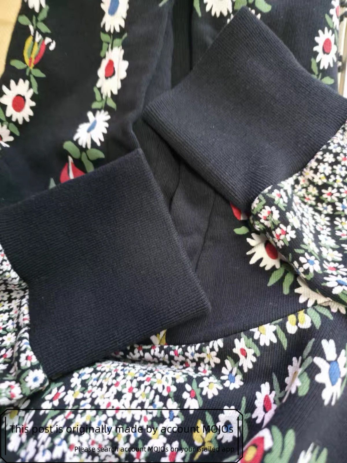 Givenchy Sz S Givenchy All Flower Print Hoodie mojos17319970573 Size US S / EU 44-46 / 1 - 5 Thumbnail