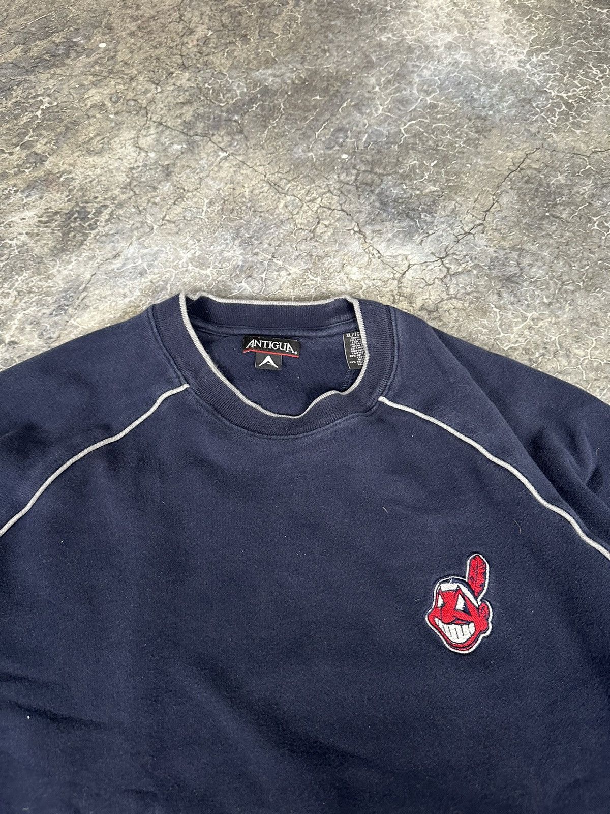 MLB × Vintage Vintage Cleveland Indians Crewneck Size US L / EU 52-54 / 3 - 3 Thumbnail