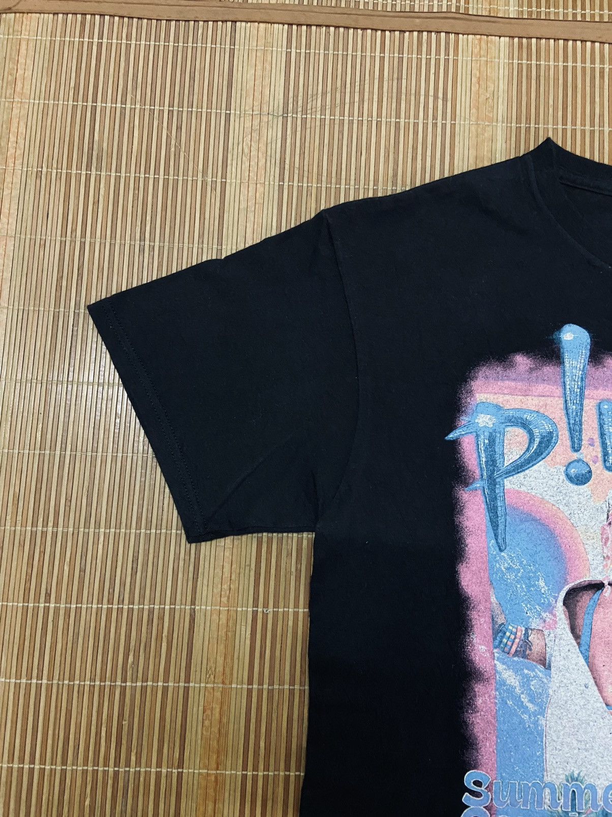 Band Tees PINK SUMMER CARNIVAL 2023 Size US M / EU 48-50 / 2 - 11 Thumbnail