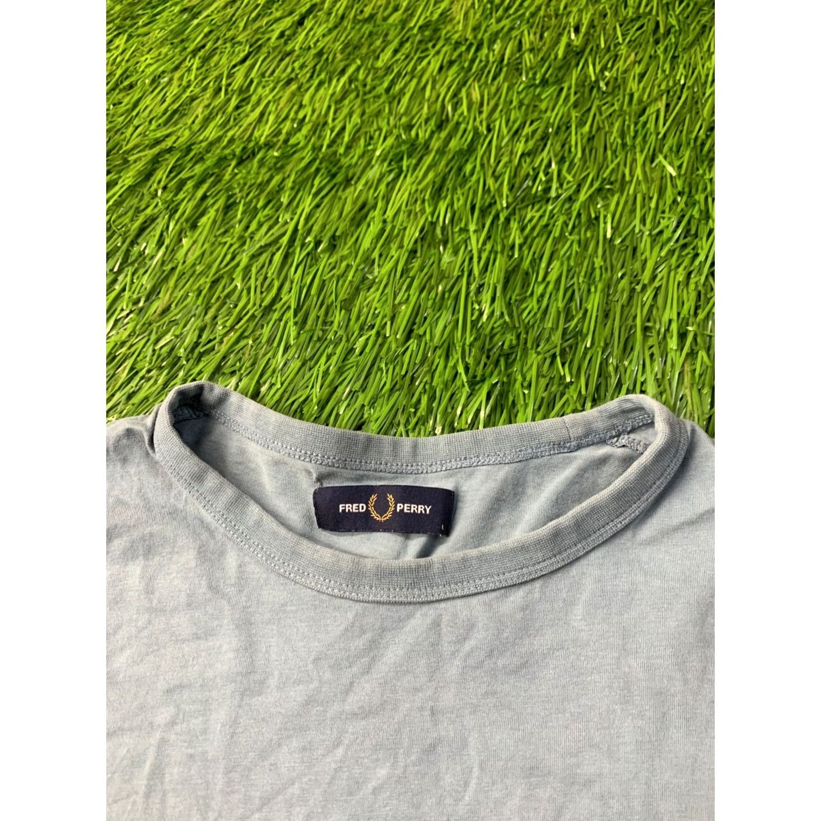 Fred Perry FRED PERRY ORIGINAL T-SHIRT JERSEY SIZE L LARGE Men Size US L / EU 52-54 / 3 - 5 Thumbnail