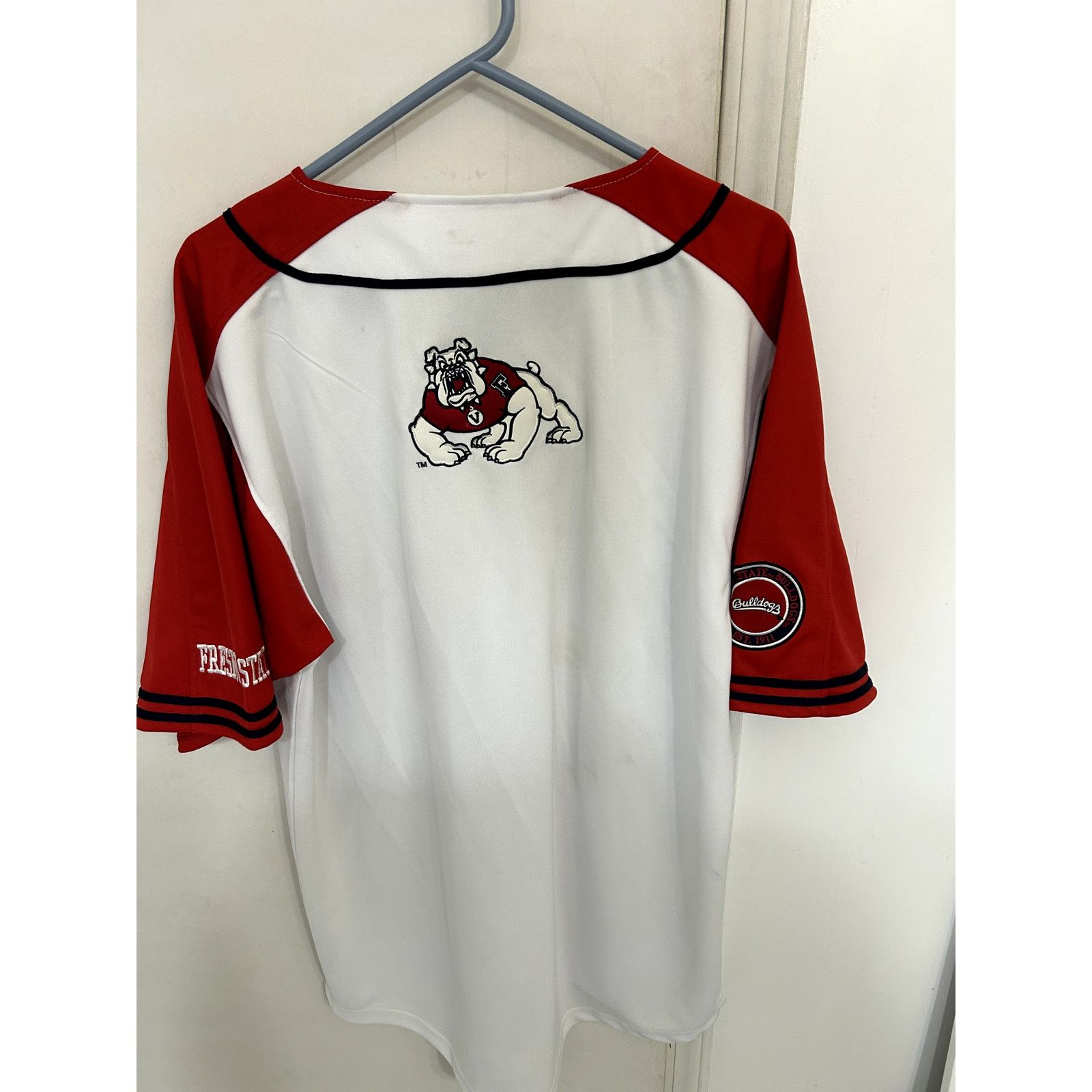 Colosseum Athletics Fresno State Bulldogs White Red Sleeves Hockey Jersey size M Size US M / EU 48-50 / 2 - 4 Thumbnail