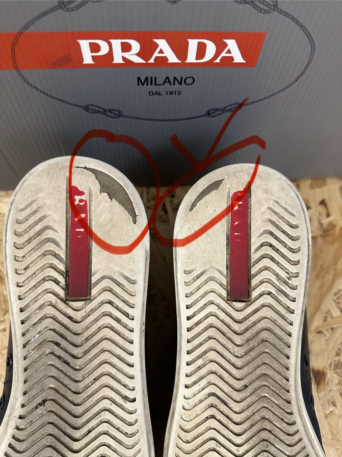 Prada Prada sneakers size 9,5 dark blue Size US 9.5 / EU 42-43 - 13 Thumbnail