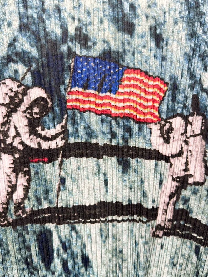 Issey Miyake Issey Miyake The pleated shirt for the US moon landing Size XXL / US 16-18 / IT 52-54 - 2 Thumbnail
