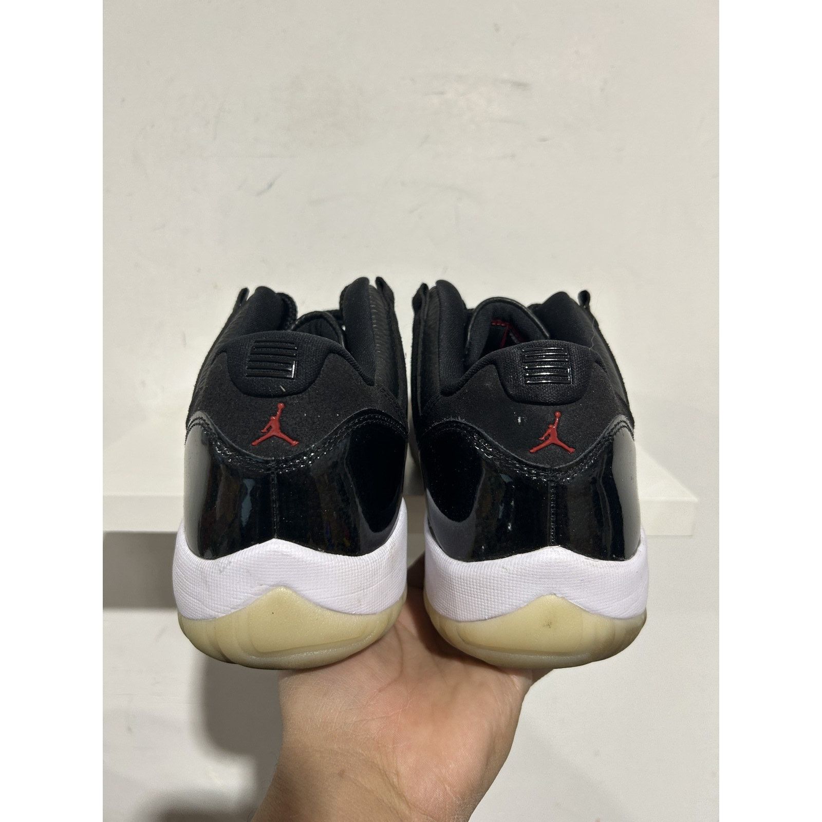 Nike NIKE JORDAN 11 LOW 72-10 SIZE 14 PREOWNED Size US 14 / EU 47 - 3 Thumbnail