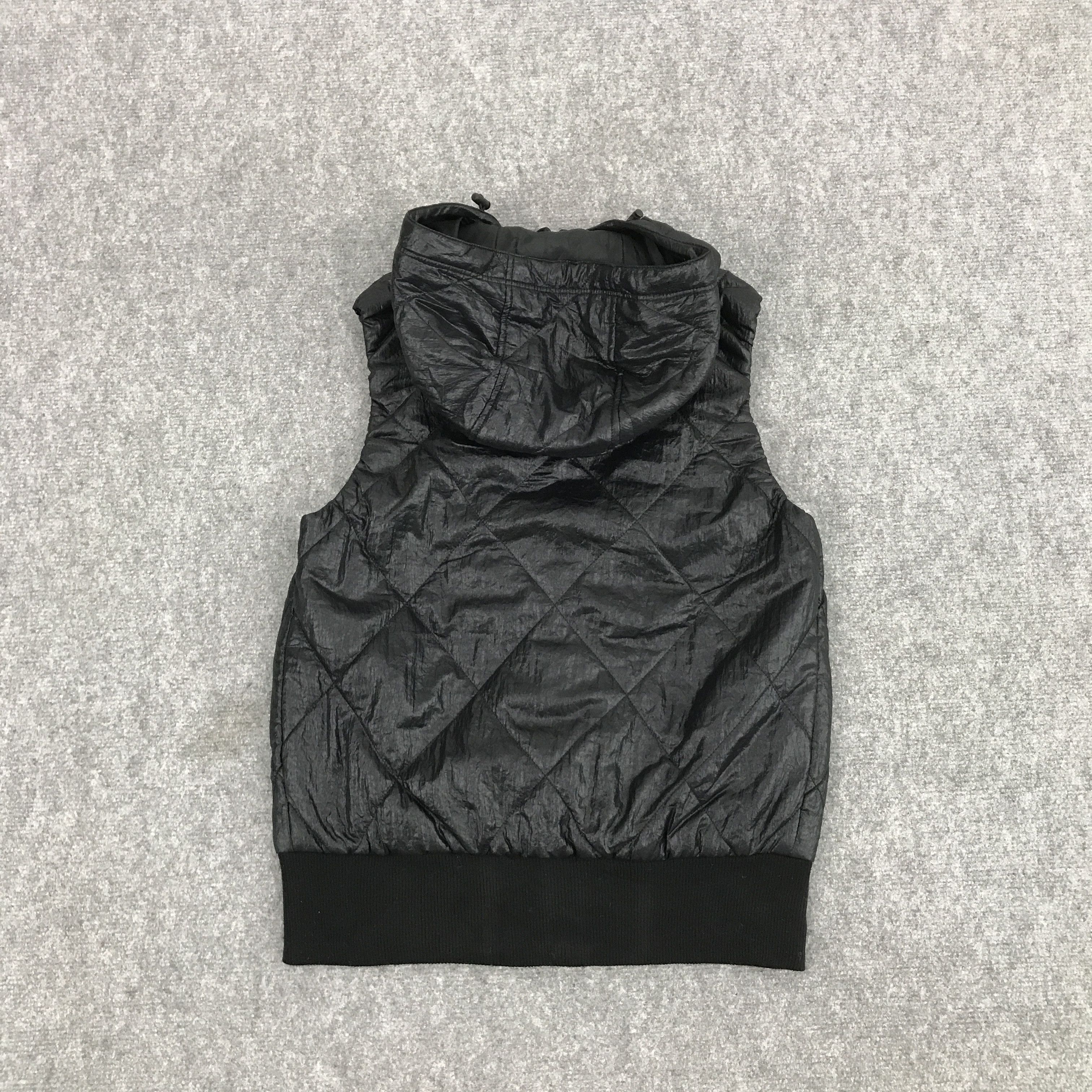 Japanese Brand × Uniqlo BLACK HOODIES ZIPPER UNIQLO JACKET Size US M / EU 48-50 / 2 - 2 Thumbnail