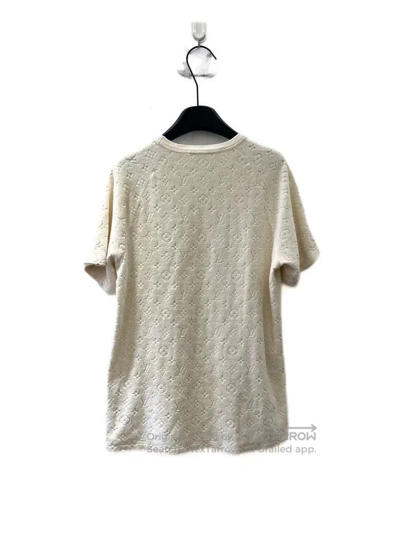 Louis Vuitton Louis Vuitton Beige full print towel short sleeve Size US M / EU 48-50 / 2 - 2 Thumbnail