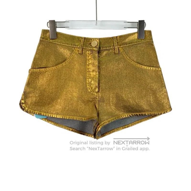 Chanel Chanel Gold Cotton Women's Shorts . Size 22" - 1 Thumbnail
