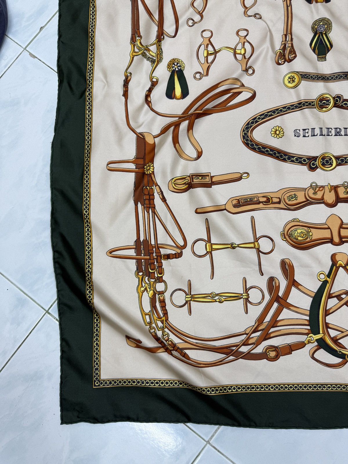 Celine 🔥🔥🔥ARCHIVE VINTAGE CELINE SILK SCARF Size ONE SIZE - 10 Thumbnail