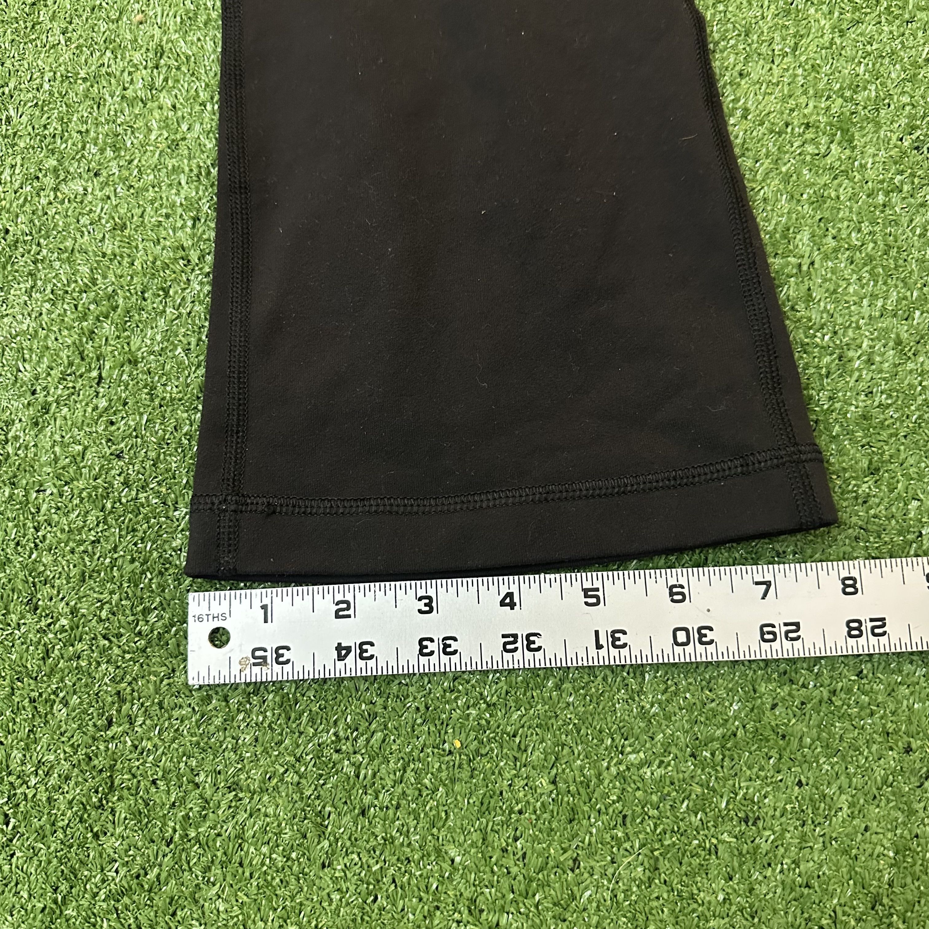 Lululemon Black/Blue Lululemon Capri Leggings Size 28" / US 6 / IT 42 - 5 Thumbnail