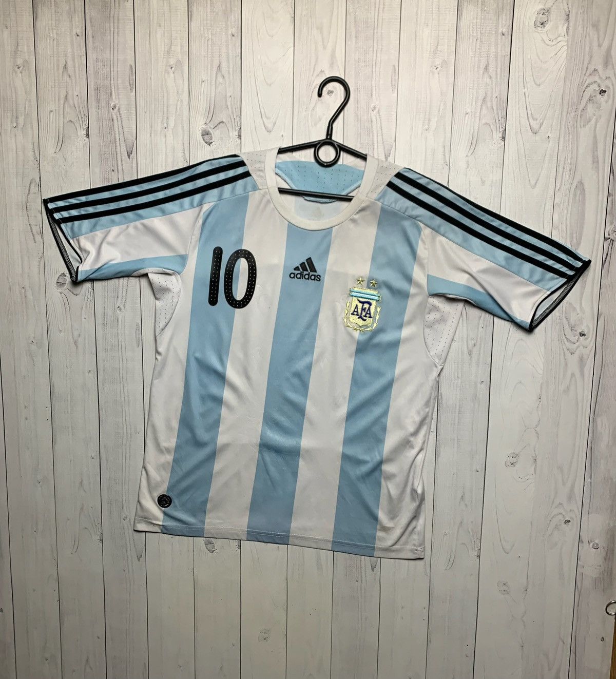 Vintage Rare Vintage striped Argentina tee logo size M 10 Messi Size US M / EU 48-50 / 2 - 1 Thumbnail