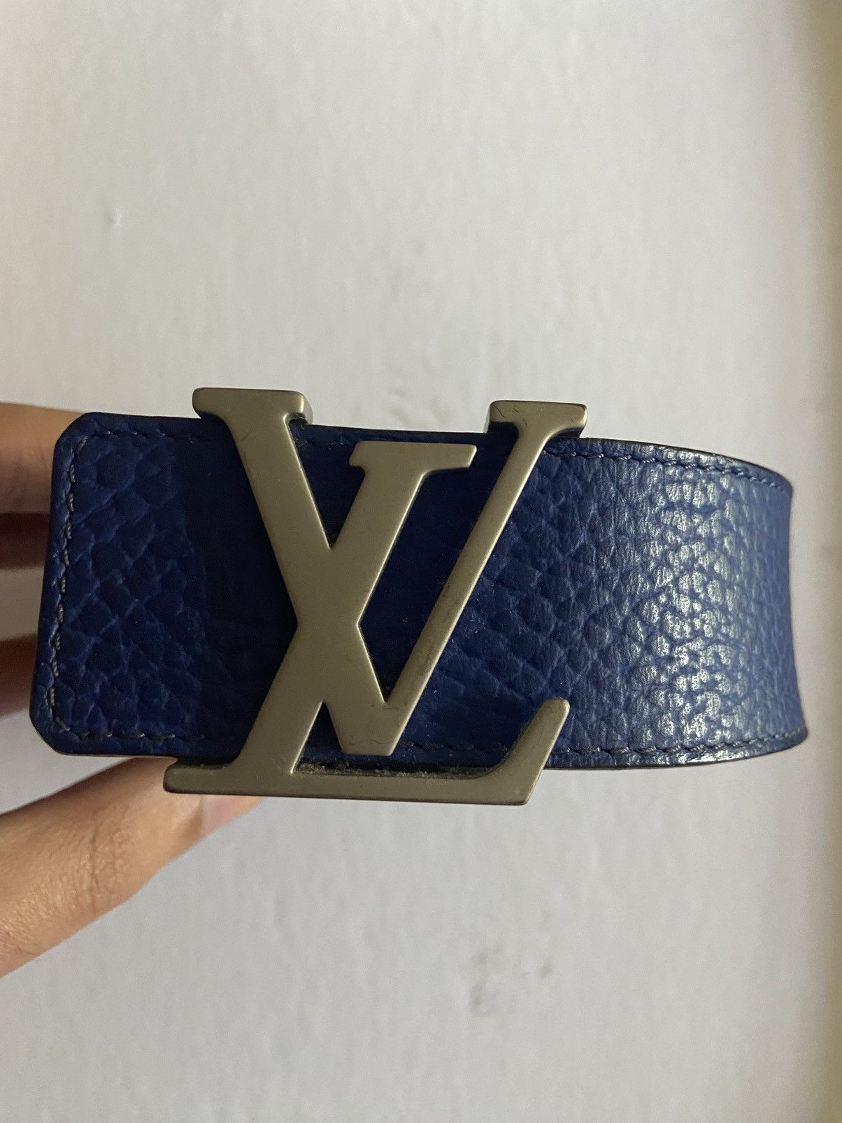 Louis Vuitton Louis Vuitton Mens Blue/Silver Belt Fits 32-34 Size 34 - 1 Thumbnail