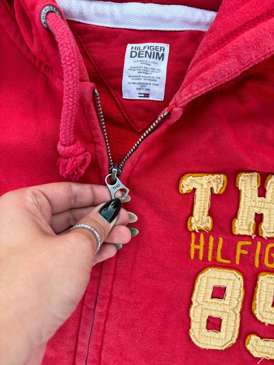 Tommy Hilfiger × Vintage Vintage Y2K Tommy Hilfiger Zip Hoodie Embroidered Logo Rap Size US M / EU 48-50 / 2 - 3 Thumbnail