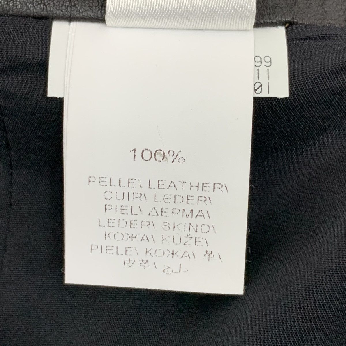 Brunello Cucinelli Brunello Cucinelli Black Leather Casual Skirt K26WX Size 27" / US 4 / IT 40 - 7 Thumbnail