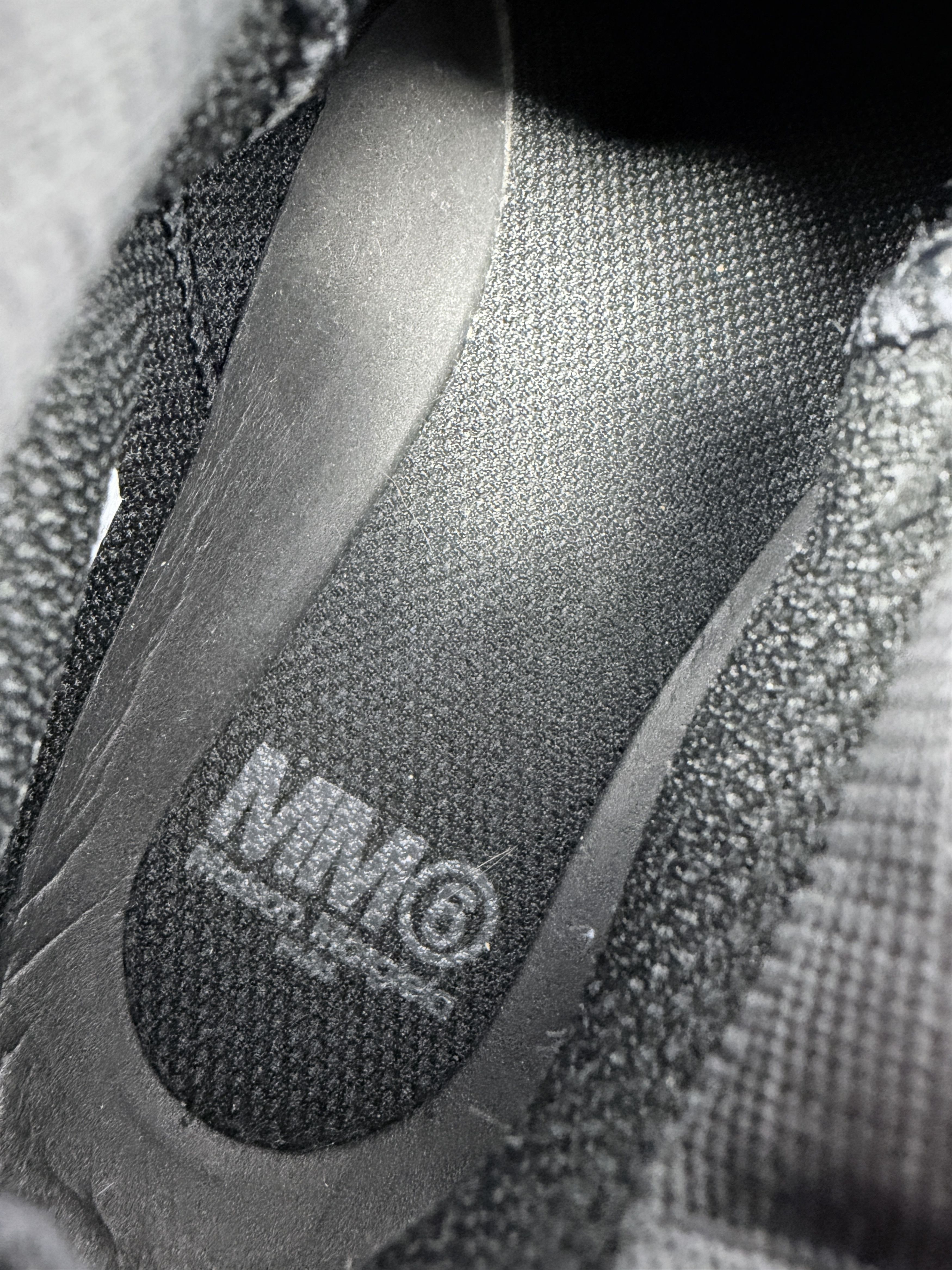 Maison Margiela × Salomon MM6 Maison Margiela Salomon Cross Low Black White Size US 5 / EU 37 - 9 Thumbnail