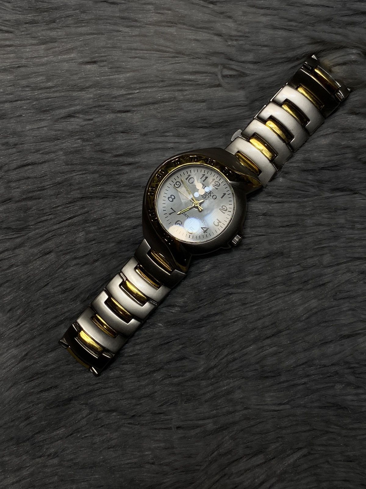 Jewelry Futuristic Quartz Watch with Gold Accents - Japanese Brand Size ONE SIZE - 9 Thumbnail
