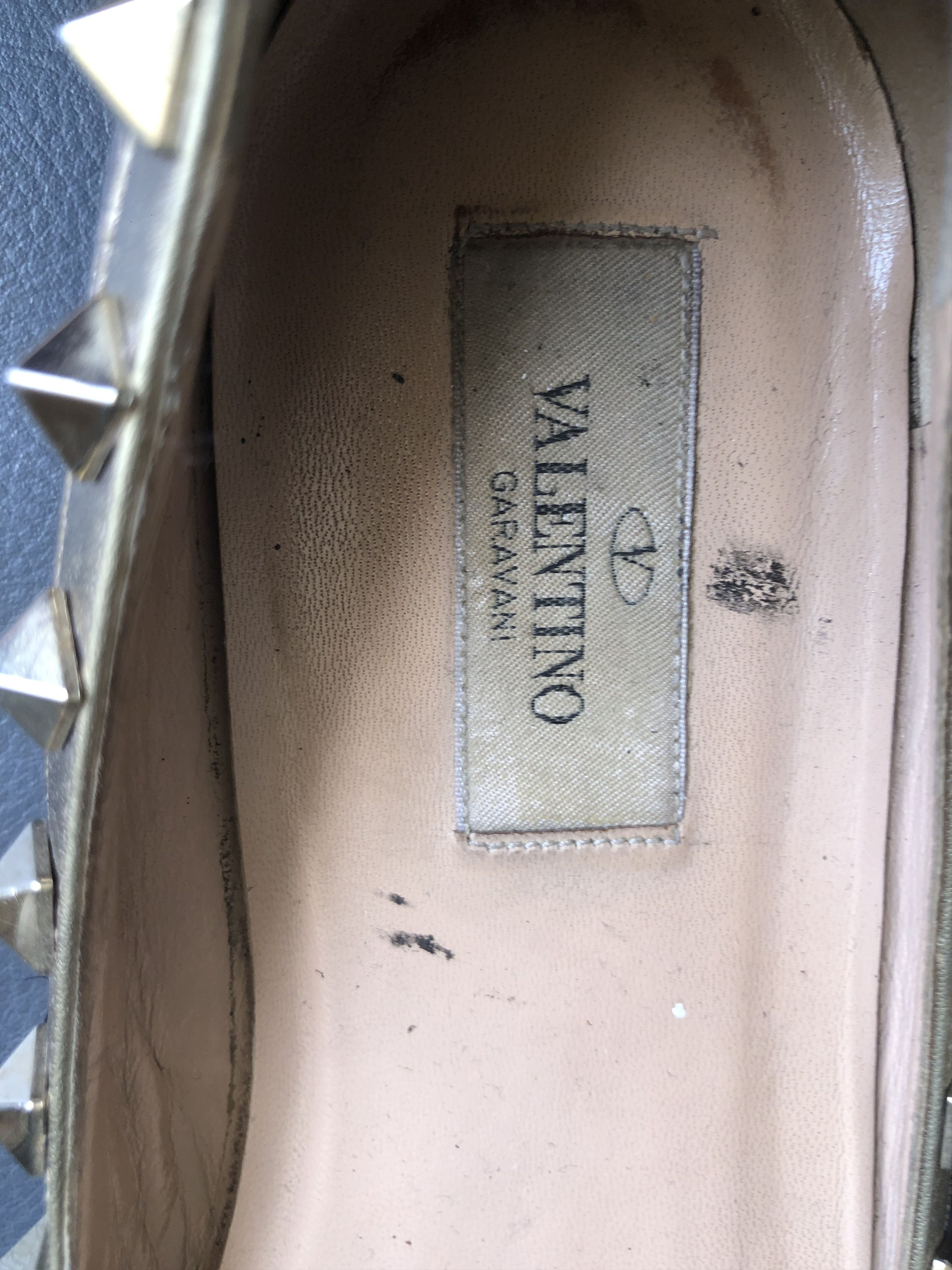 Giovanni Valentino Valentino Garavani Gray Women’s Rockstudded Flats Size 38 Size US 8 / IT 38 - 10 Thumbnail