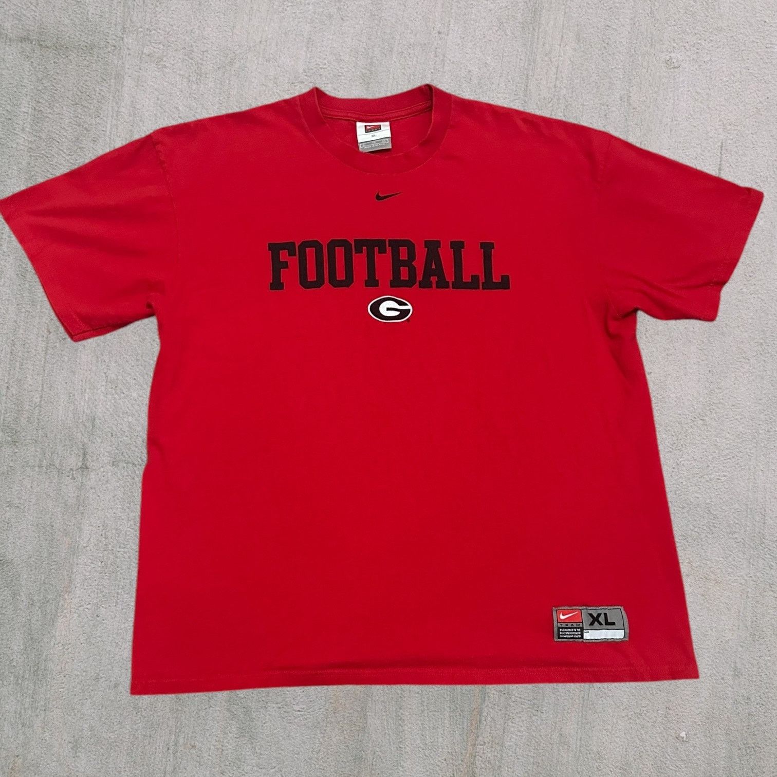 Nike Georgia bulldogs football Nike center swoosh Nike team Size US XL / EU 56 / 4 - 1 Thumbnail