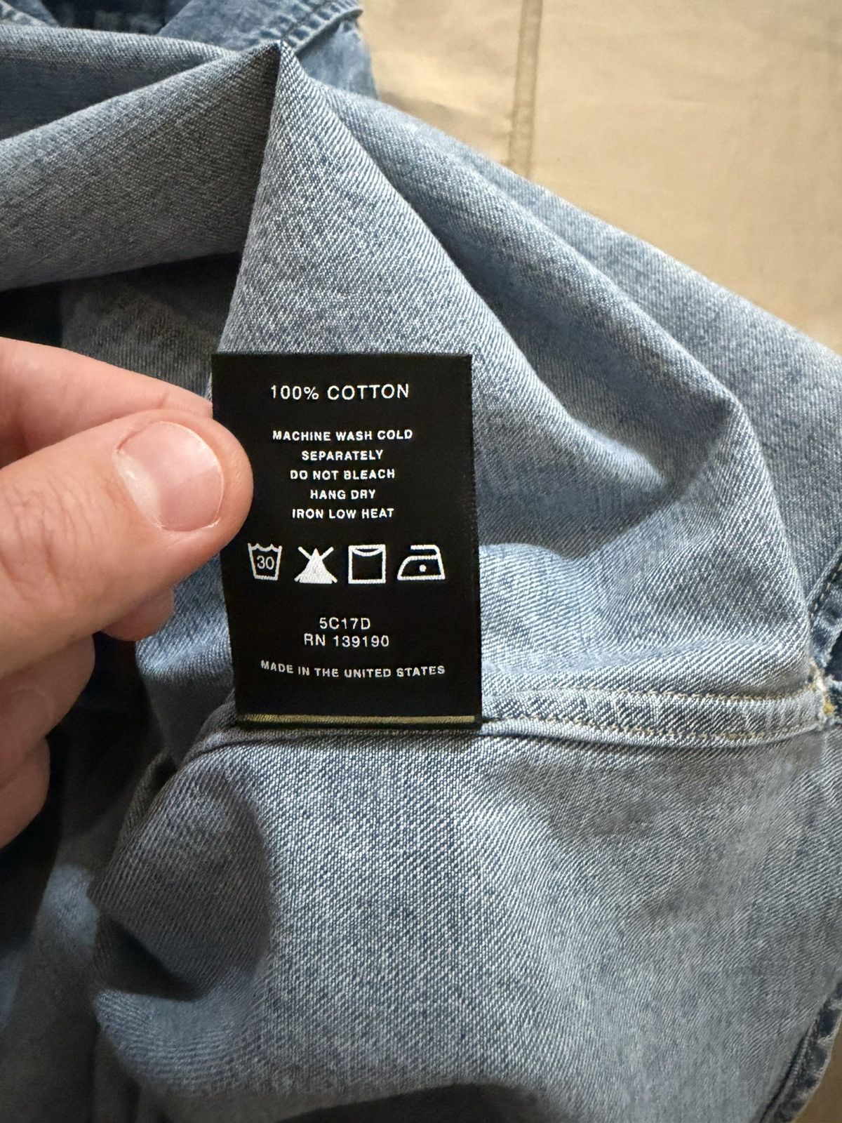 Fear of God Fear of God Indigo Oversized Denim Shirt size L Size US L / EU 52-54 / 3 - 6 Thumbnail