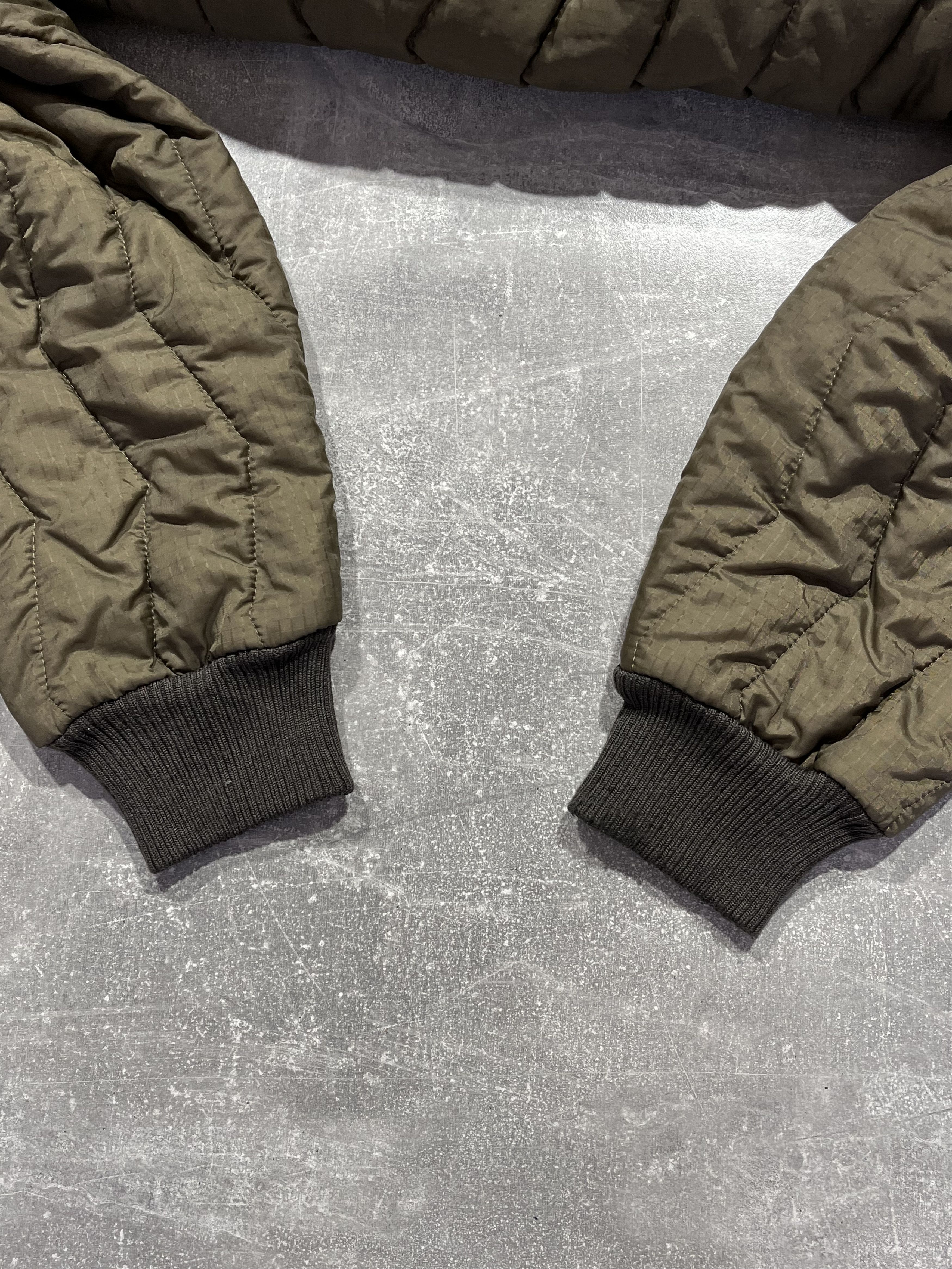 Other Vintage Very Old Army USA Quilted Jacket Y2k Style Size US XL / EU 56 / 4 - 13 Thumbnail
