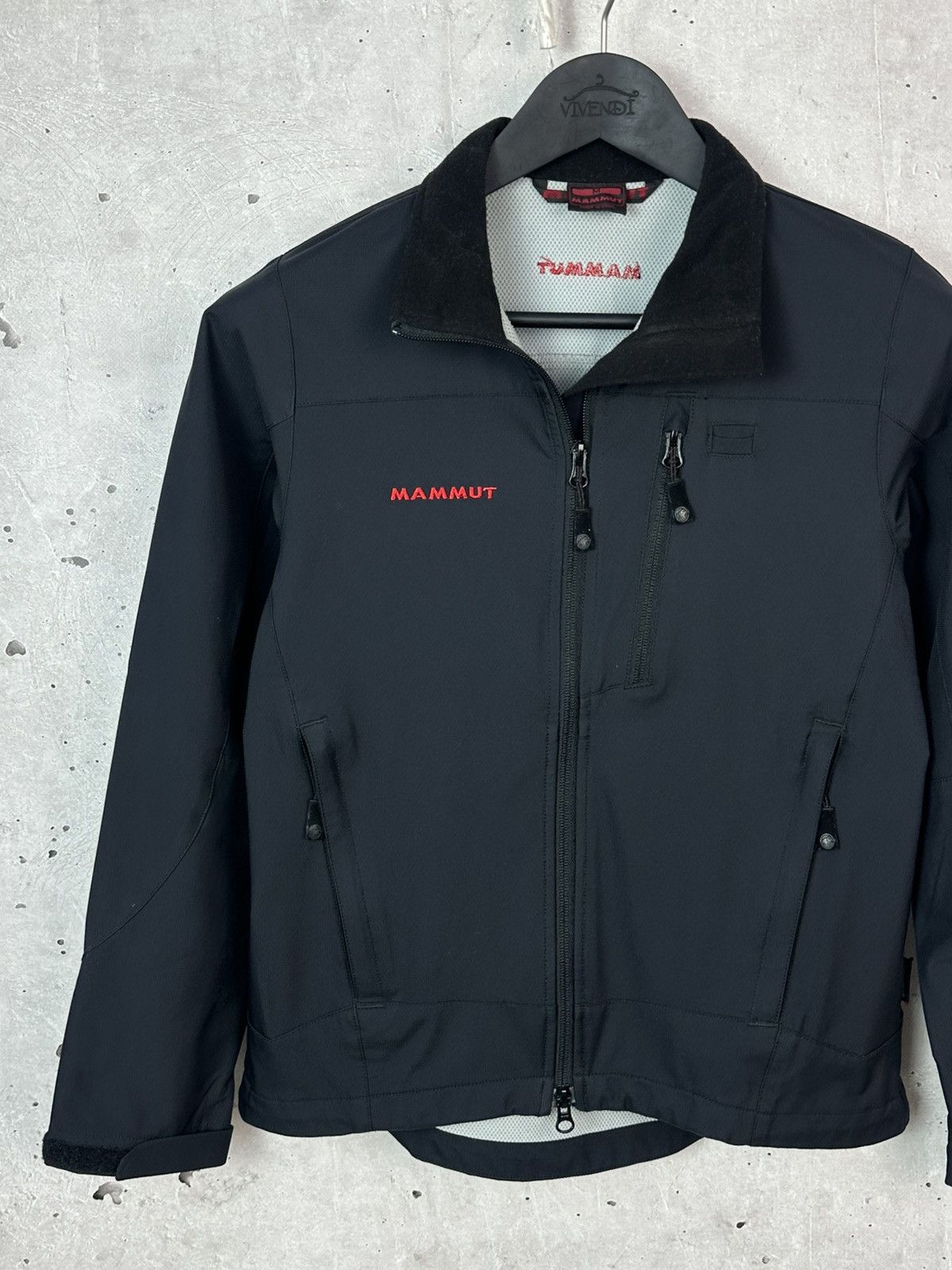 Mammut Mammut Black Zip Pocket Logo Women’s Soft Shell Jacket Size M / US 6-8 / IT 42-44 - 2 Thumbnail
