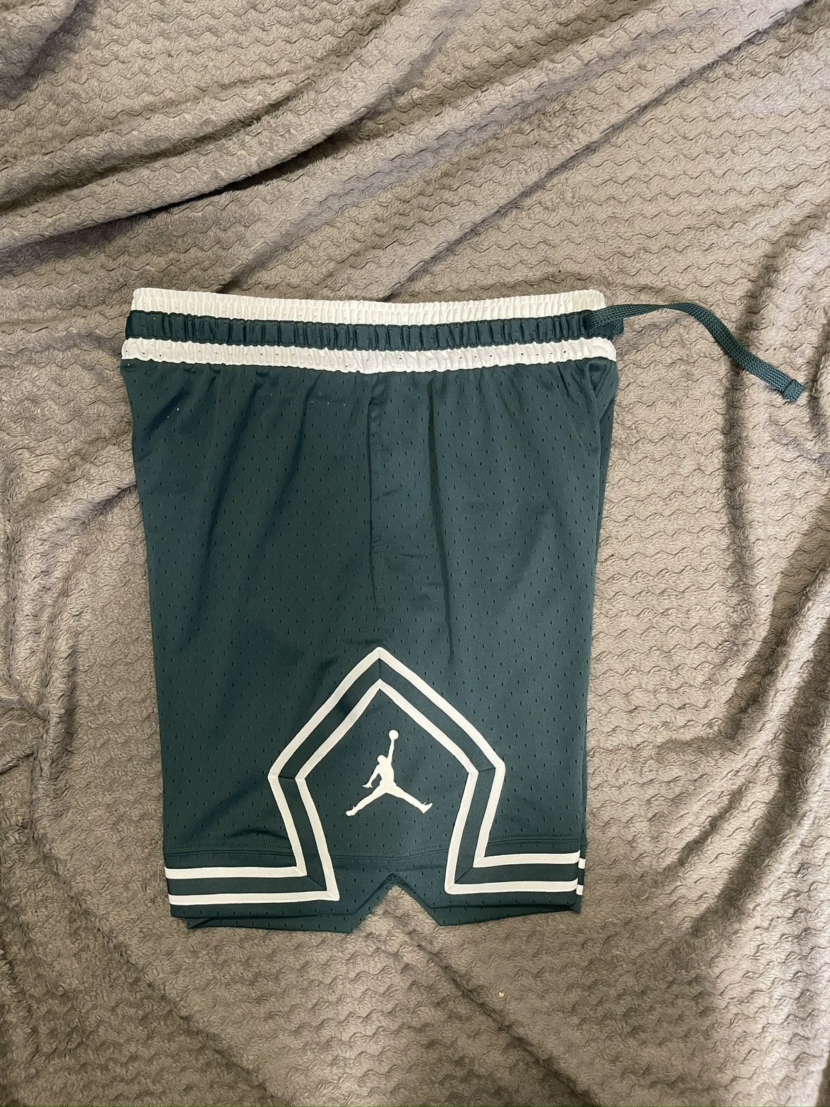 Jordan Brand × Nike Nike Jordan Shorts Size US 32 / EU 48 - 3 Thumbnail