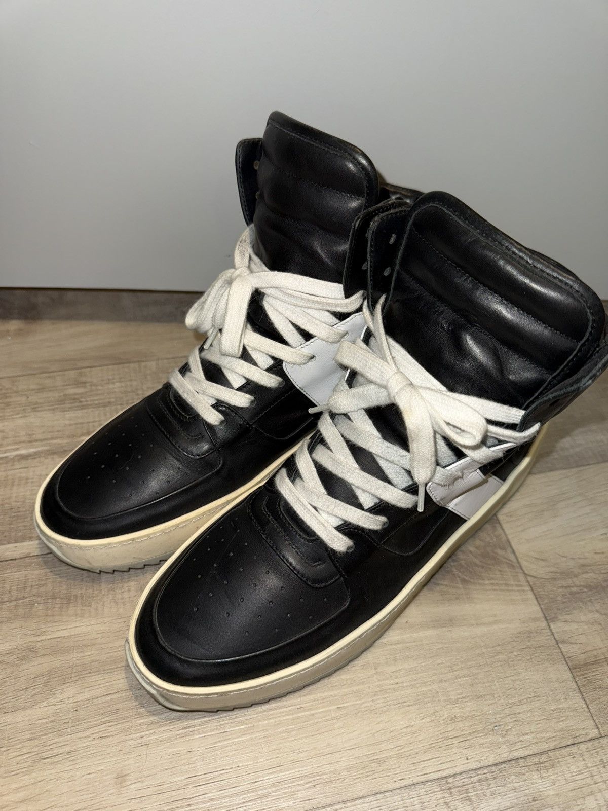 Fear of God Fear of God Basketball High Top Sneakers Black Made in Italy Size US 6.5 / EU 39-40 - 2 Thumbnail