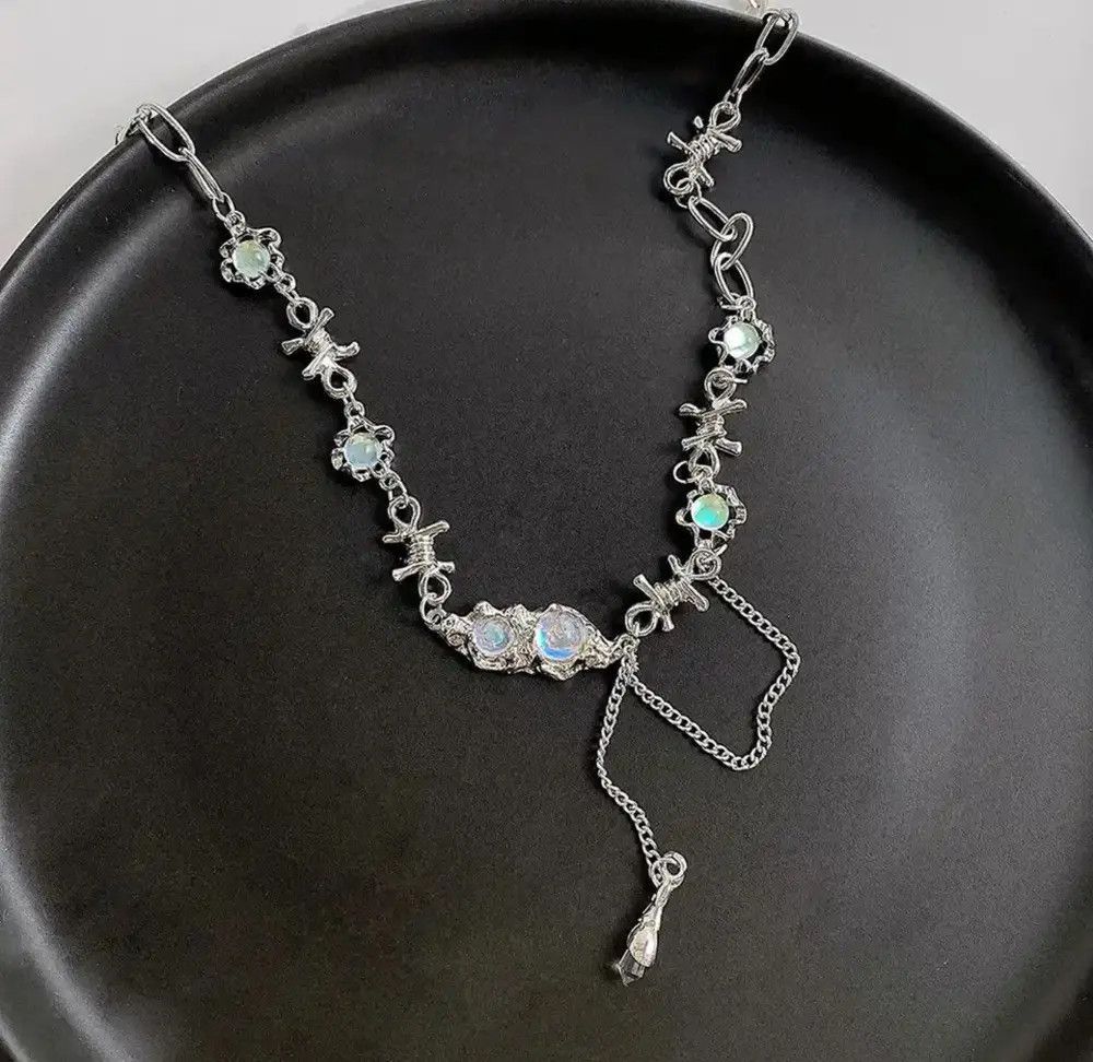 Other Barb wire Silver Color Pendant Necklace Size ONE SIZE - 3 Thumbnail