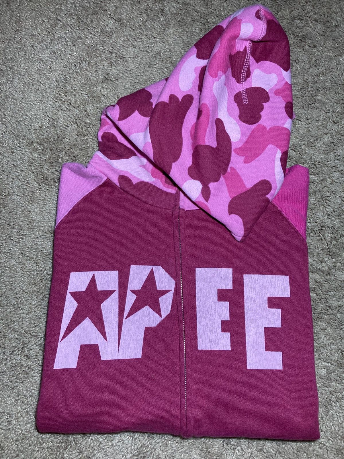 Bape 2008 Bape Apee Sta Full Zip Pink Camo Multi Hoodie Nigo Size US S / EU 44-46 / 1 - 1 Thumbnail