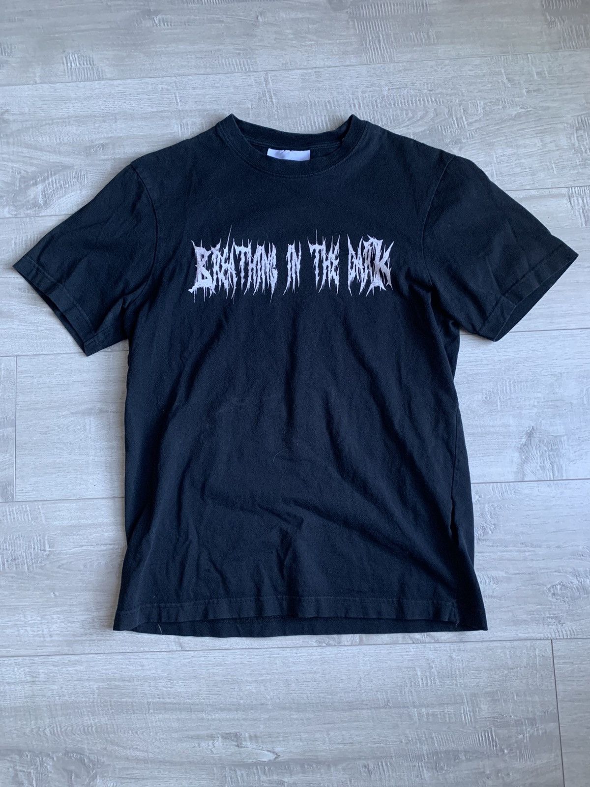 Han Kjobenhavn Breathing in the dark tee Size US S / EU 44-46 / 1 - 1 Thumbnail