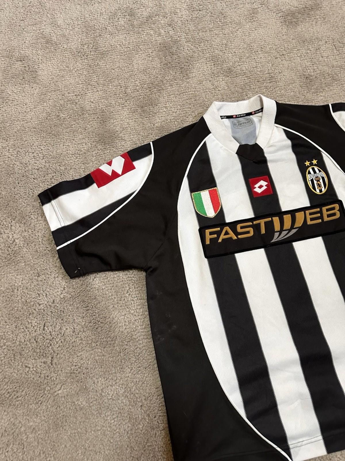 Lotto Sport Juventus 2002/2003 Home Football Shirt Soccer Jersey Calcio Size US L / EU 52-54 / 3 - 4 Thumbnail