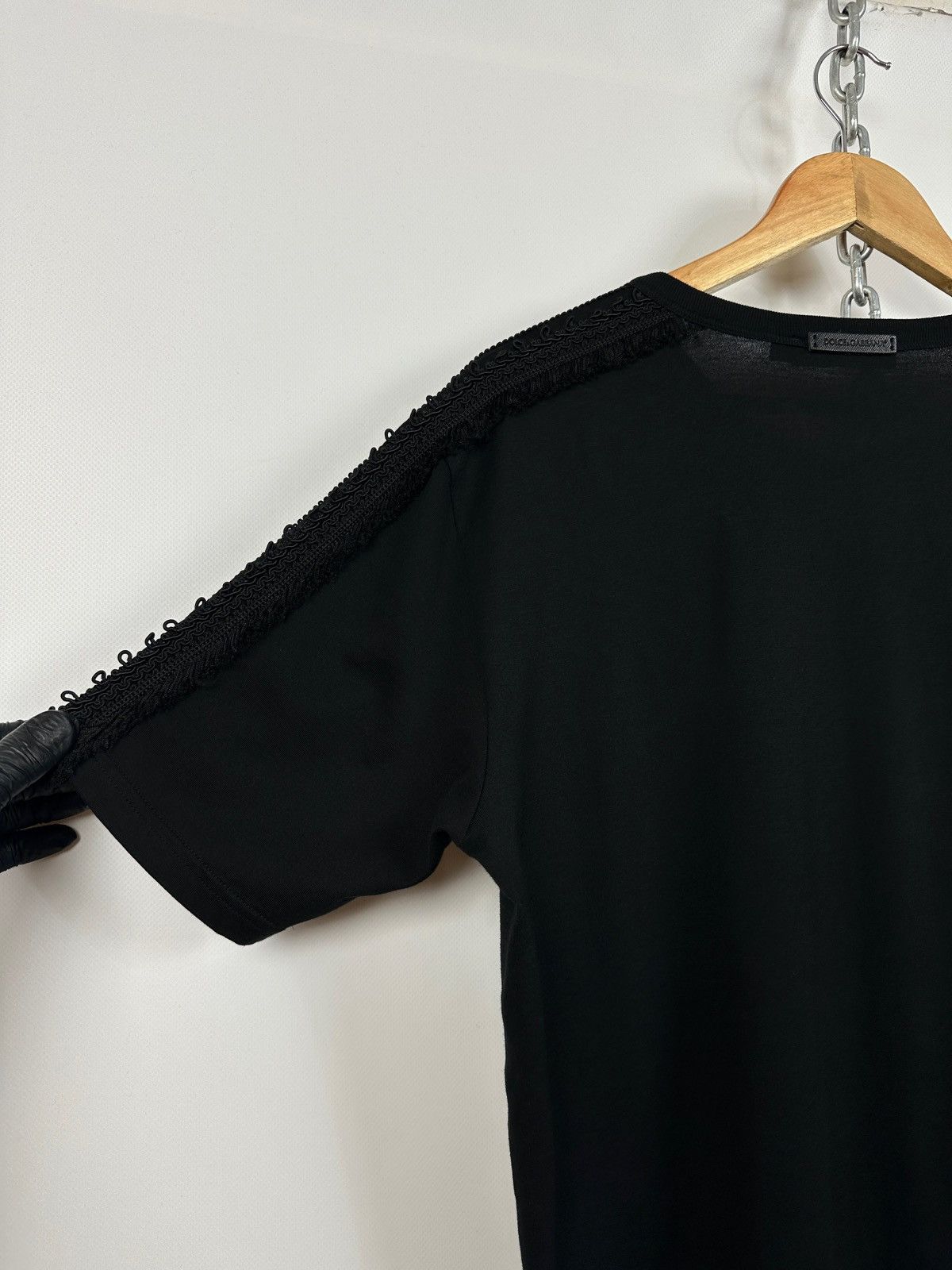 Dolce & Gabbana Dolce & Gabbana Black Sacred Heart Fringe Trim T-Shirt Size US M / EU 48-50 / 2 - 18 Thumbnail