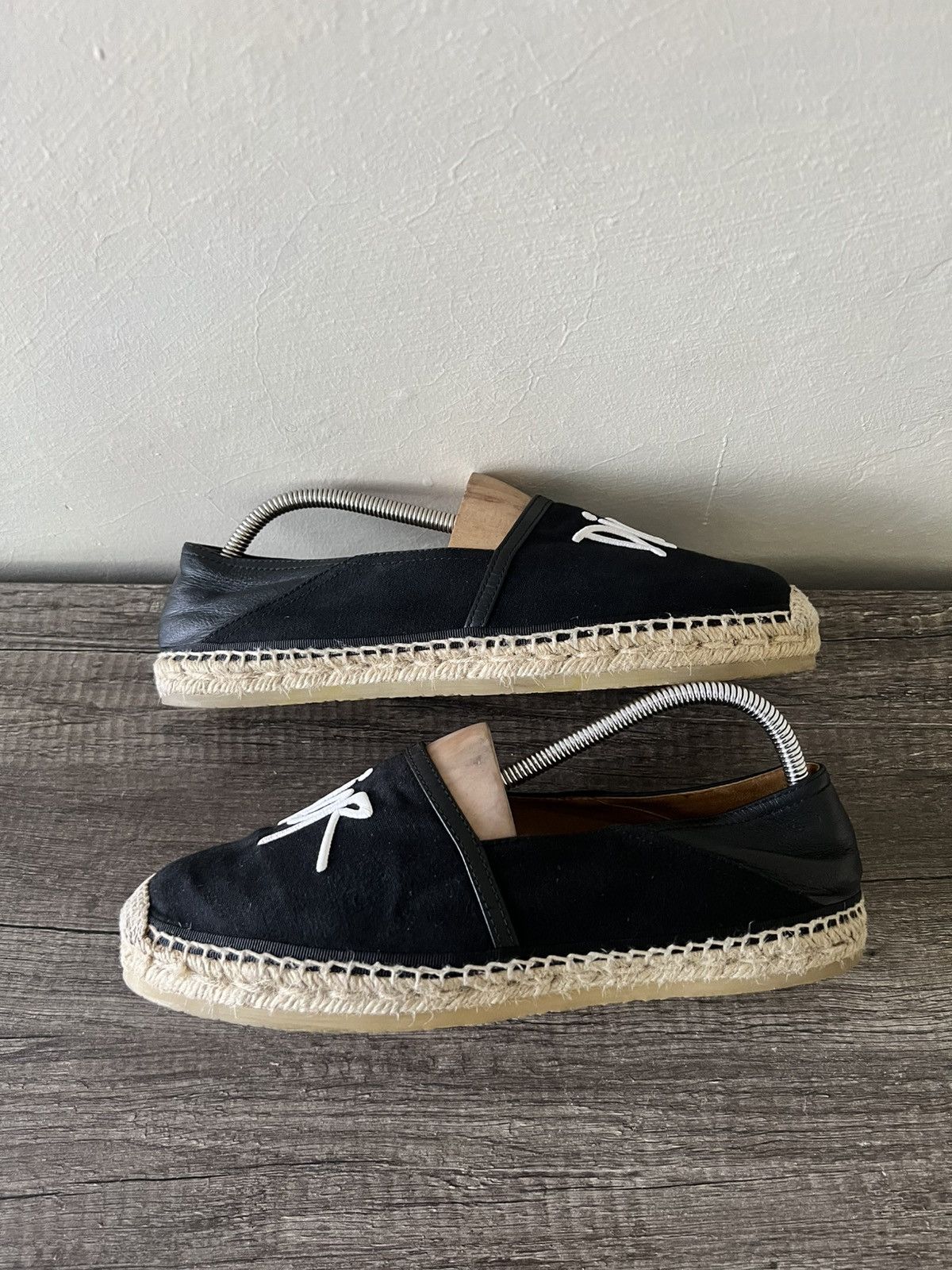 Dior CHRISTIAN DIOR SCRIPT LOGO ESPADRILLES Size US 9 / EU 42 - 6 Thumbnail