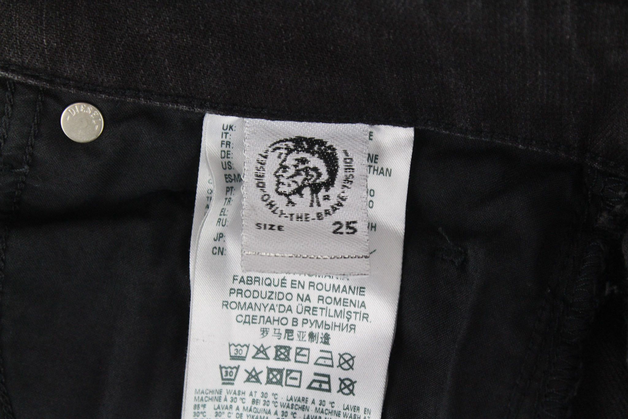 Diesel ARYEL 069JD W25/L32 Black Button-Fly Jeans 70152 Size 25" / US 0 / IT 36 - 6 Thumbnail