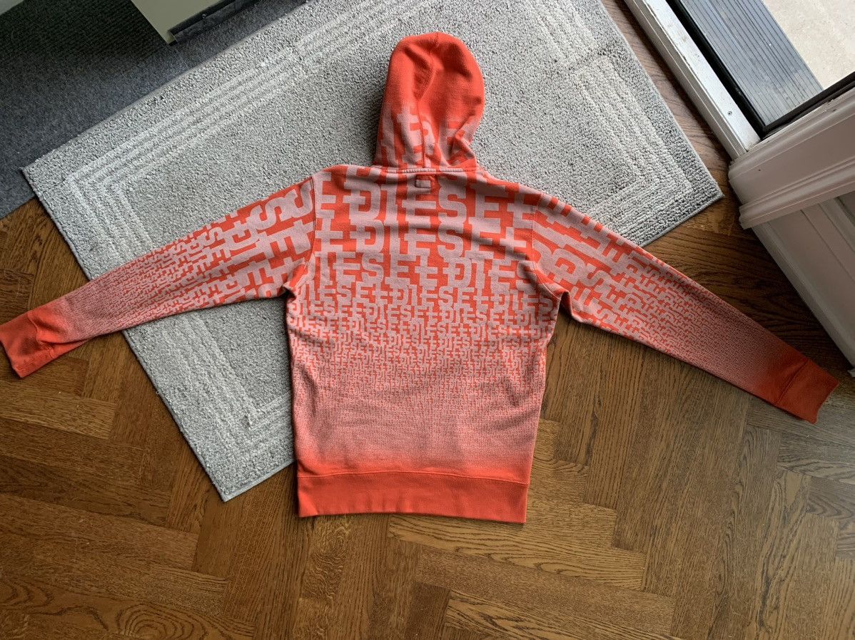 Diesel Diesel Jeans Hoodie Gradient Logo Pullover Y2K 2000s Small Size US S / EU 44-46 / 1 - 9 Thumbnail