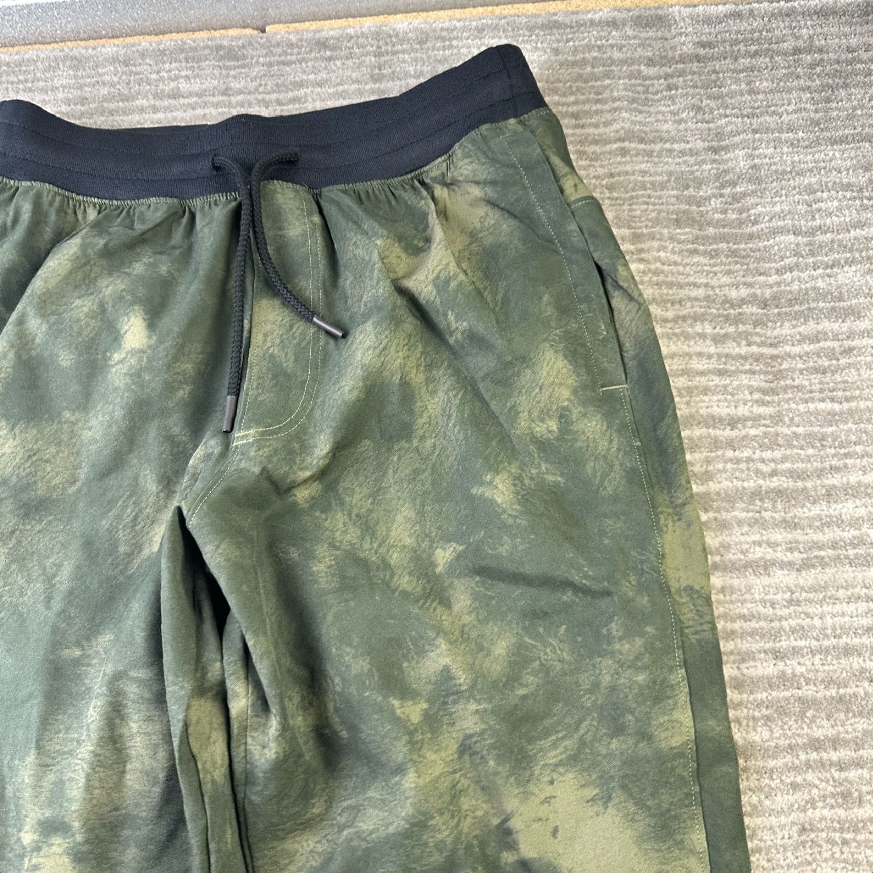 Under Armour Under Armour Pants Mens Medium Green Printed Elite Tapered Sportstyle Size US 31 - 4 Thumbnail