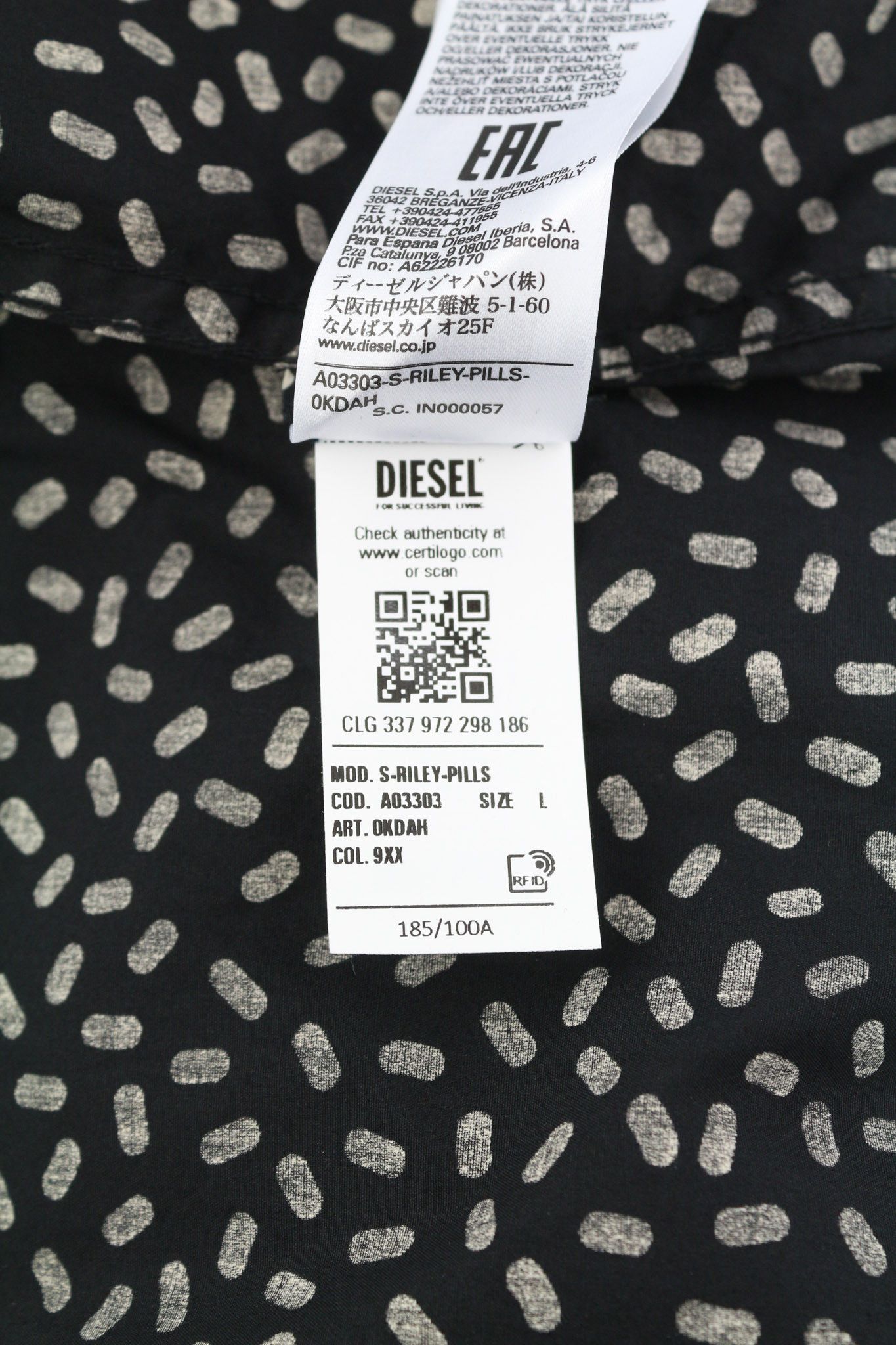 Diesel S-RILEY-PILLS L Patterned Spread Neck 40517 Size US L / EU 52-54 / 3 - 10 Thumbnail