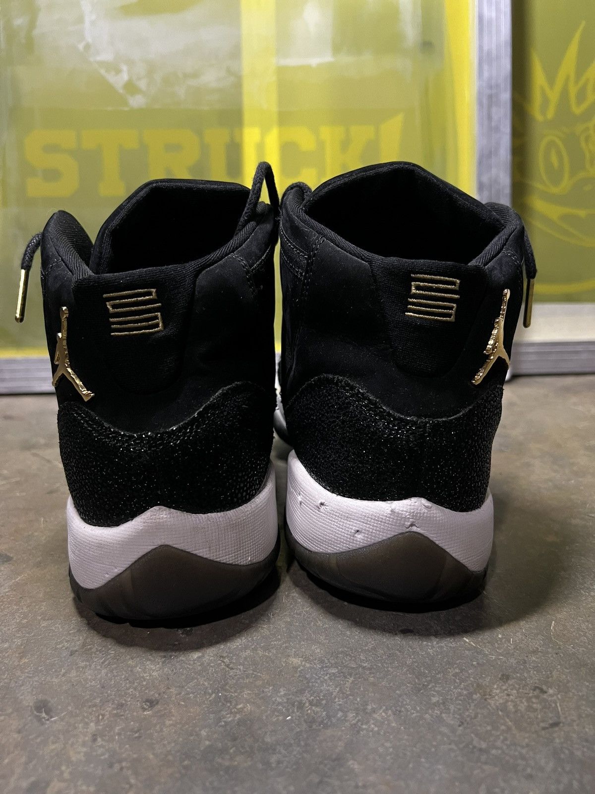Jordan Brand Jordan 11 Retro Premium “Heiress” Size US 8 / EU 41 - 2 Thumbnail