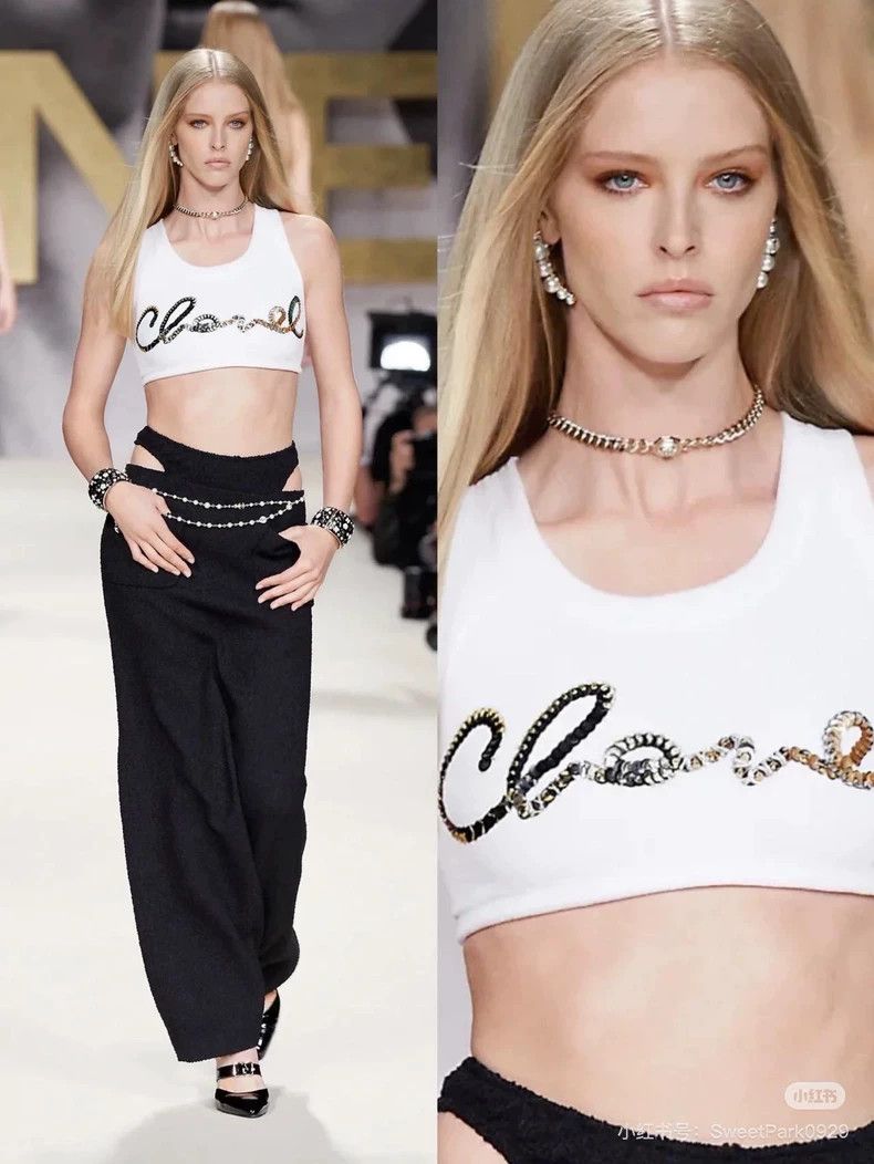 Chanel Chanel 22s catwalk white velvet sequin letter logo short v Size XS / US 0-2 / IT 36-38 - 7 Thumbnail