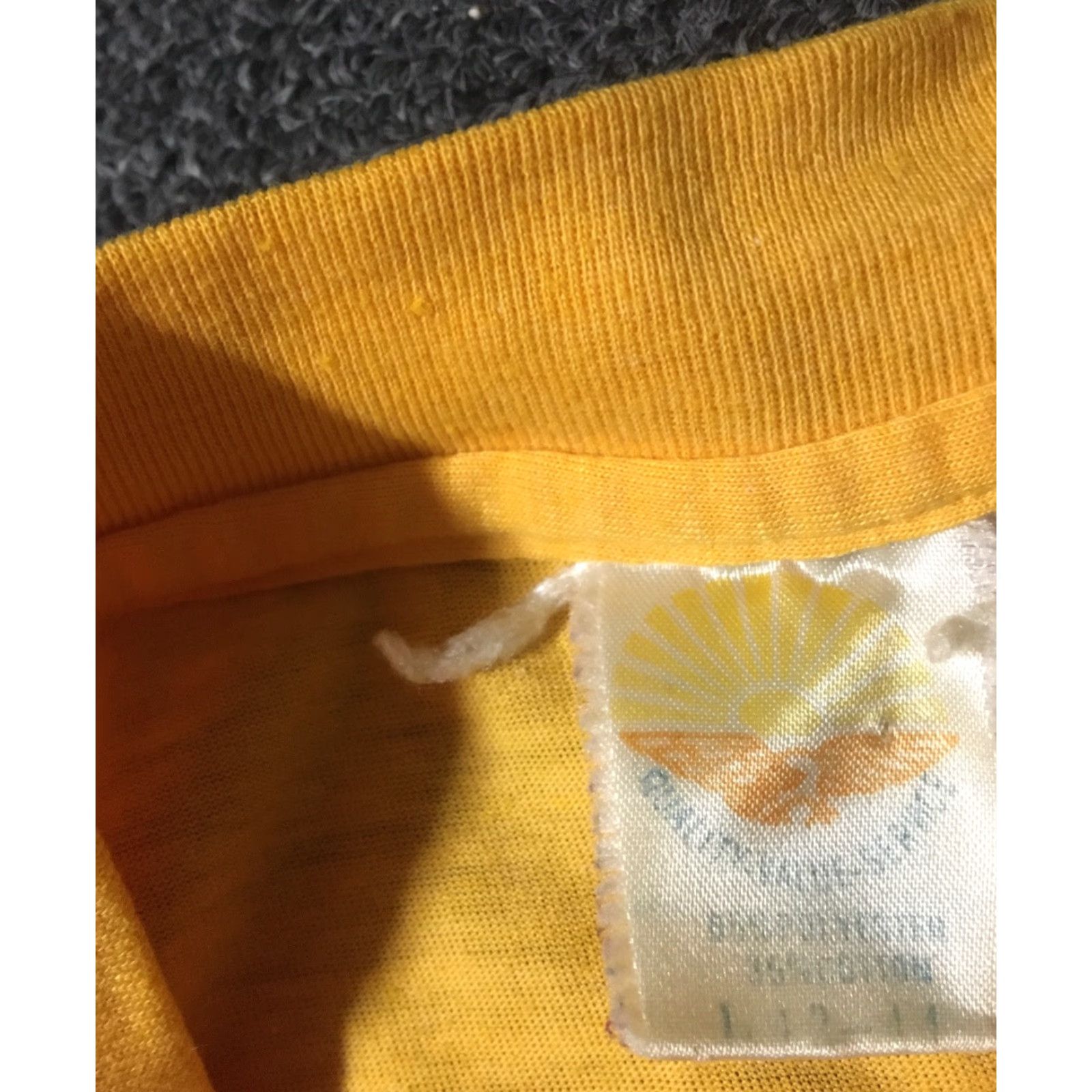 Vintage VINTAGE Virgin Islands 80s Faded Shirt M Yellow Single Stitch T-Shirt Beach Grunge Surf Skate 90s USA Mens Size US M / EU 48-50 / 2 - 5 Thumbnail