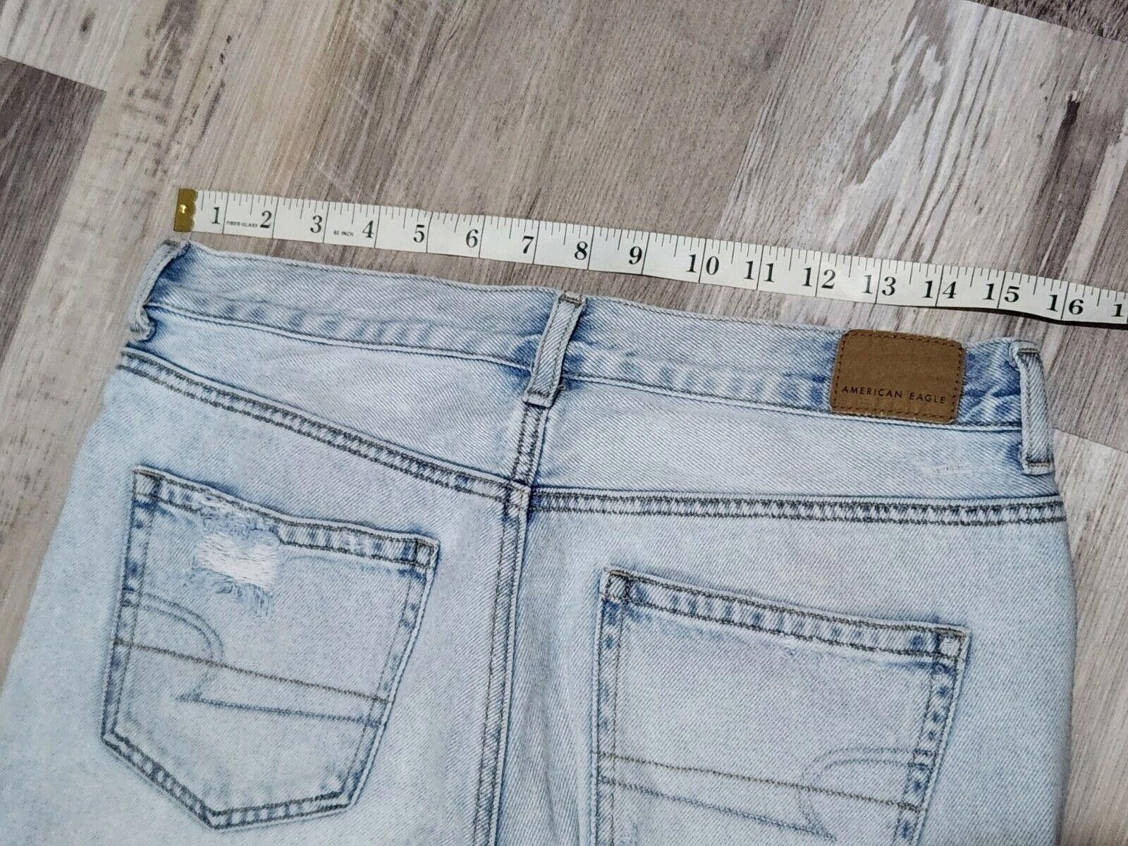 Designer American Eagle Mom Jean Shorts Size 8 Cut Off Light Wash Size 30" / US 8 / IT 44 - 6 Thumbnail