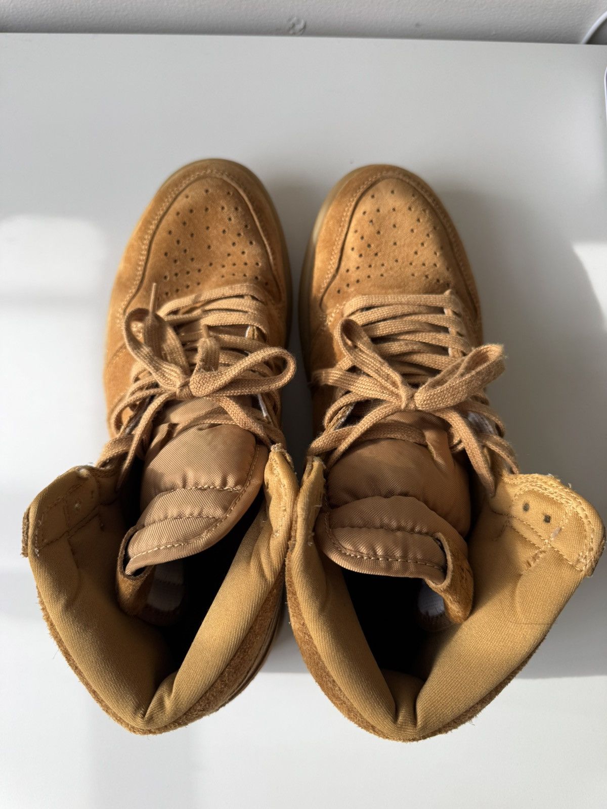 Nike Nike Air Jordan 1 Retro High OG Wheat Golden Harvest Sz 9.5 Size US 9.5 / EU 42-43 - 7 Thumbnail