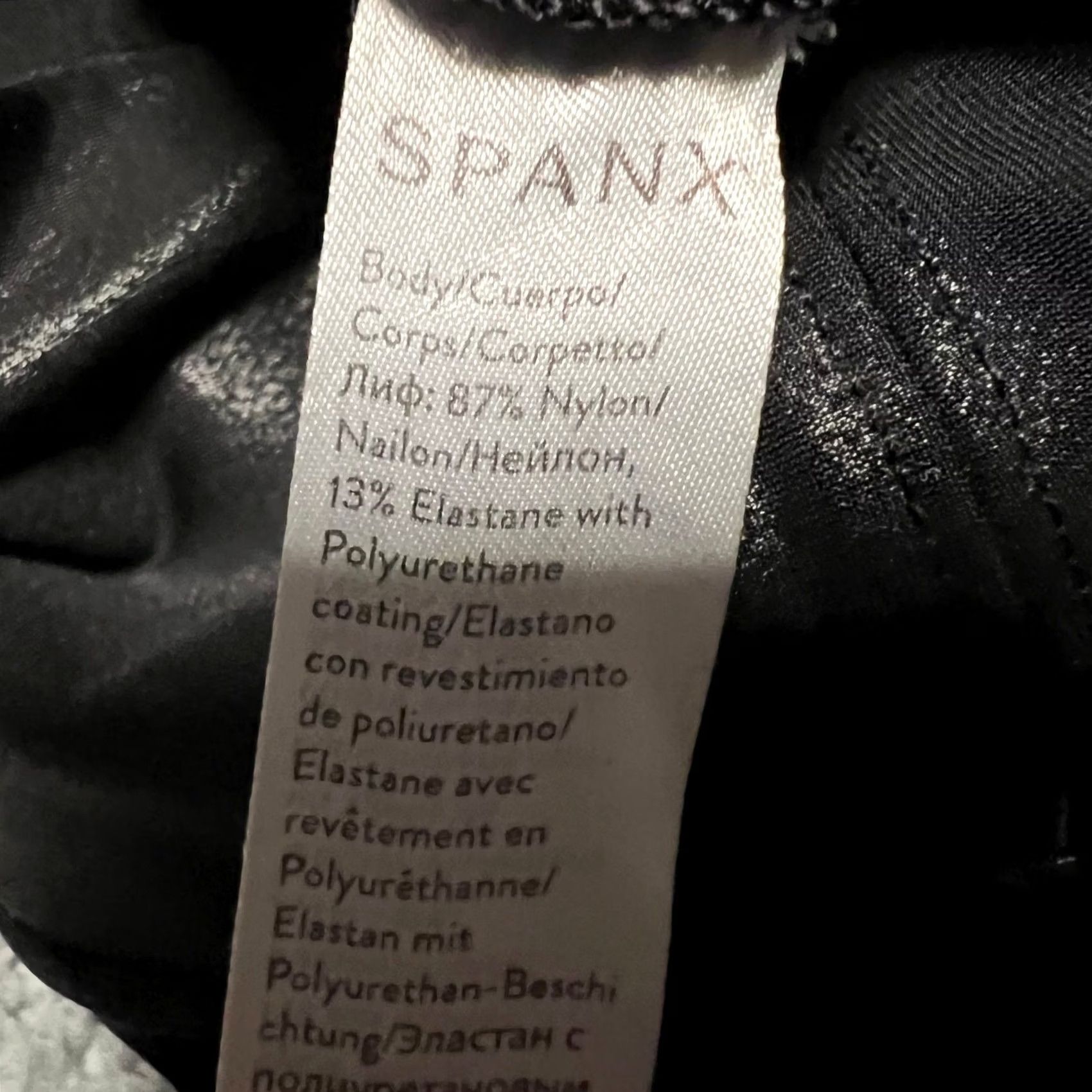Spanx SPANX Leggings Pants Womens Medium Petite Faux Leather Shiny Metallic Pants Black Mens? Size 32" / US 10 / IT 46 - 6 Thumbnail