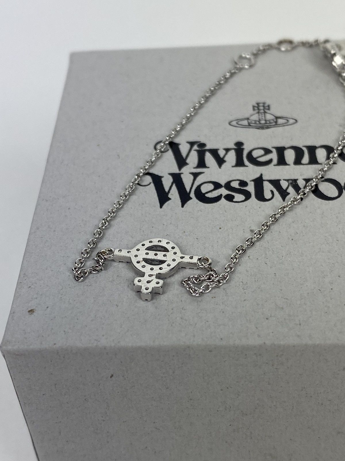 Vivienne Westwood Vivienne Westwood Encrusted Infinity Orb Bracelet Size ONE SIZE - 5 Thumbnail