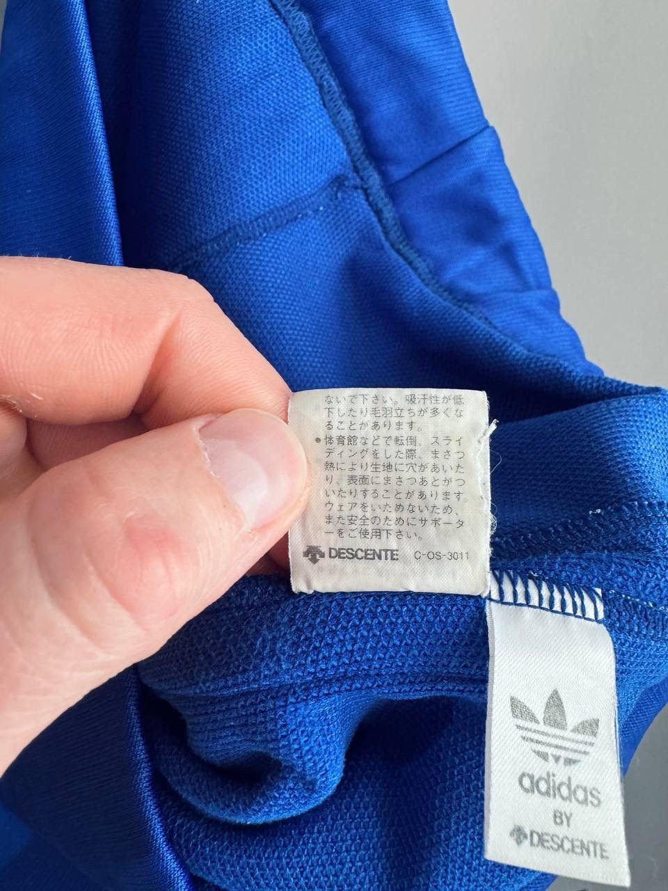 Adidas Vintage Adidas by Descente 80s Men Shorts Made in Japan L-XL Size US 36 / EU 52 - 13 Thumbnail