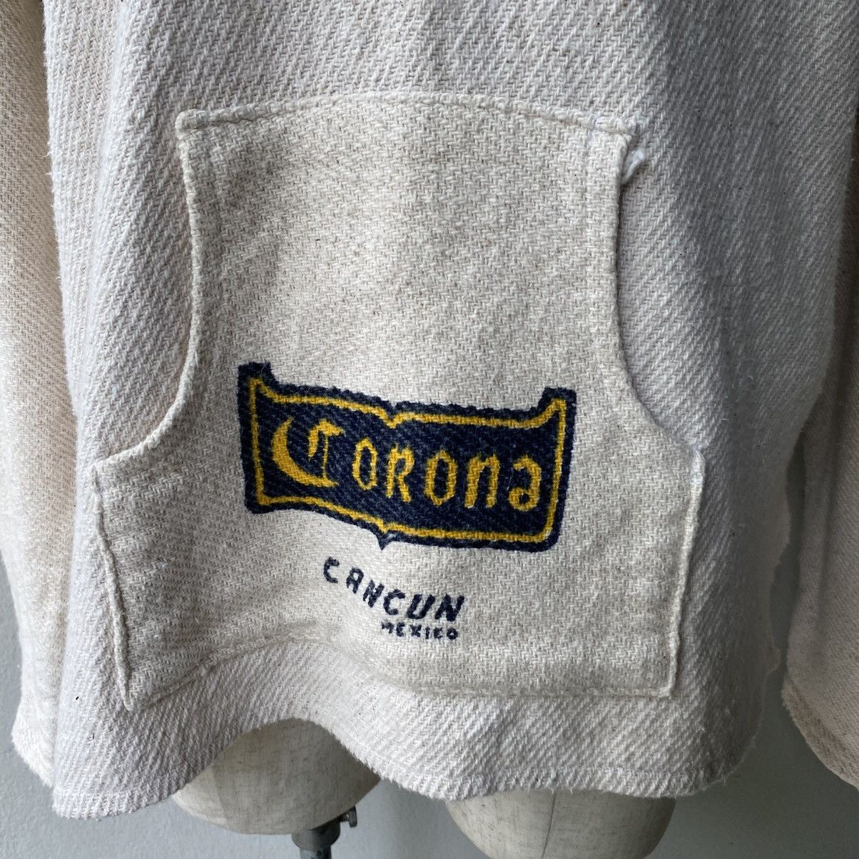 Vintage Beige Corona Cancun Baja Hoodie Size US L / EU 52-54 / 3 - 14 Thumbnail