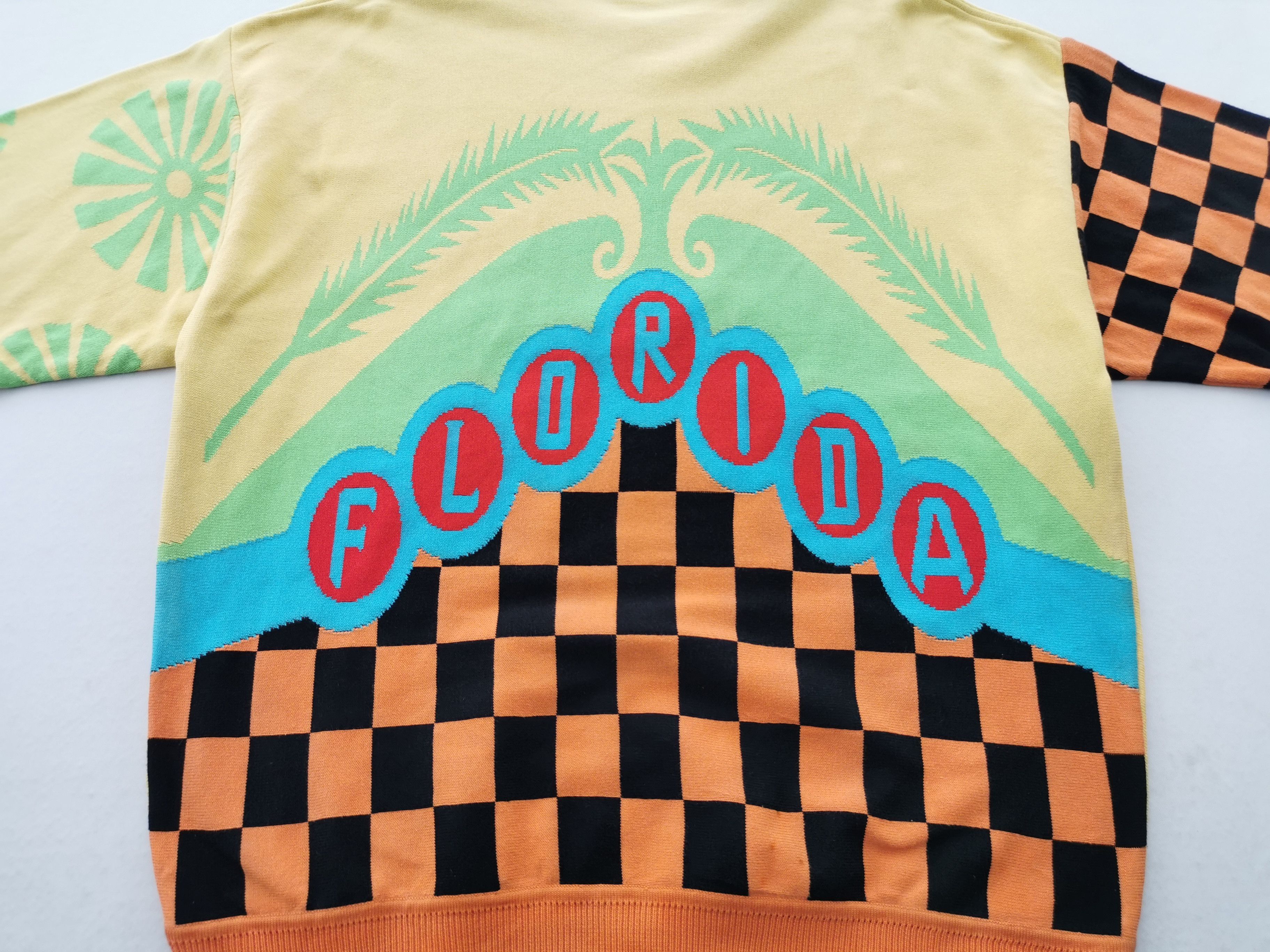 Versace Vintage 90's Versace Embroidered Sweatshirt Made In Italy Size US M / EU 48-50 / 2 - 5 Thumbnail