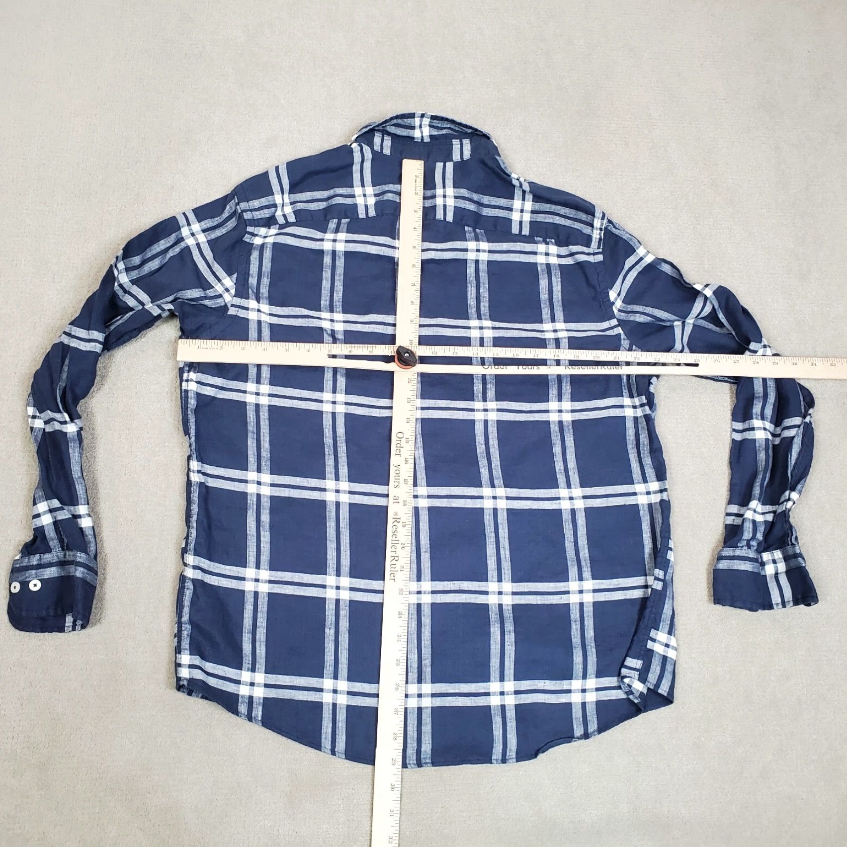 UNTUCKit UNTUCKit Shirt Mens XL Blue White Button-Up Long Sleeve Linen Collar Plaid Casual Outdoor Button-Down Mens Size US XL / EU 56 / 4 - 5 Thumbnail