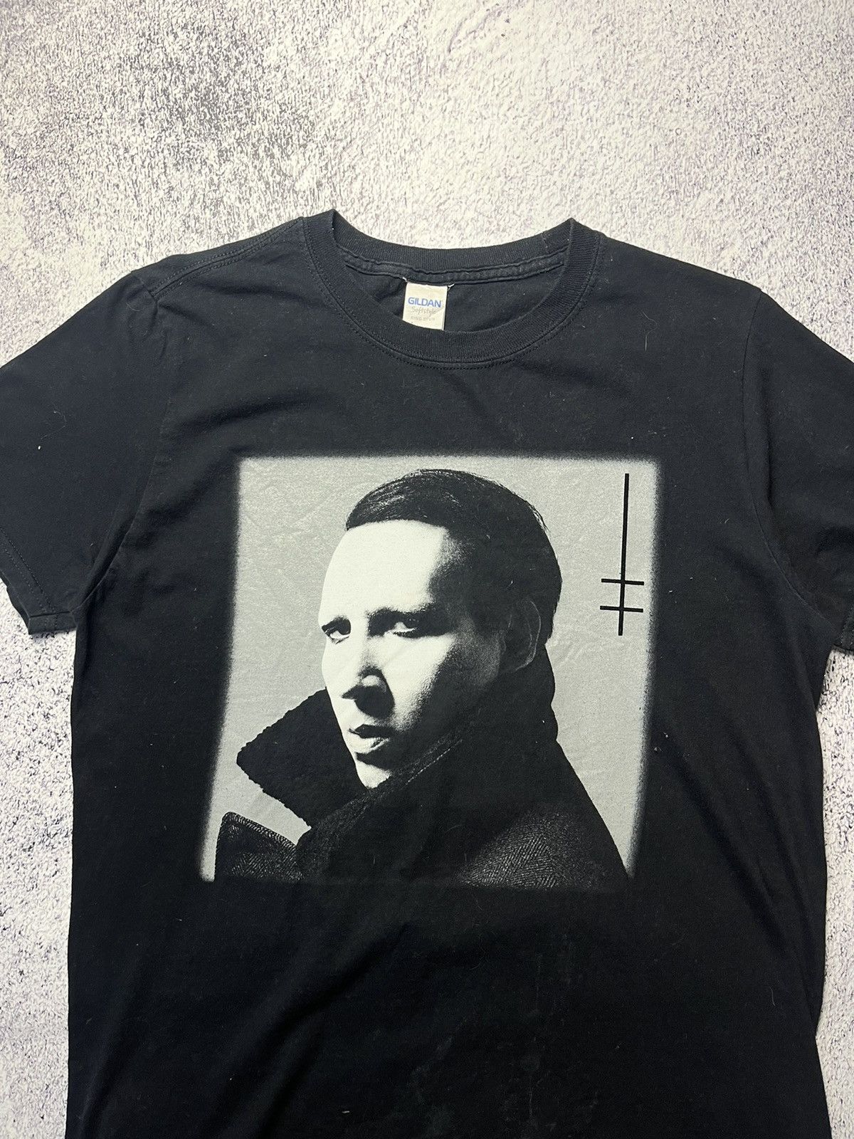 Band Tees Marilyn Manson Heaven Upside Down 2017 Tour T Shirt Size US M / EU 48-50 / 2 - 4 Thumbnail